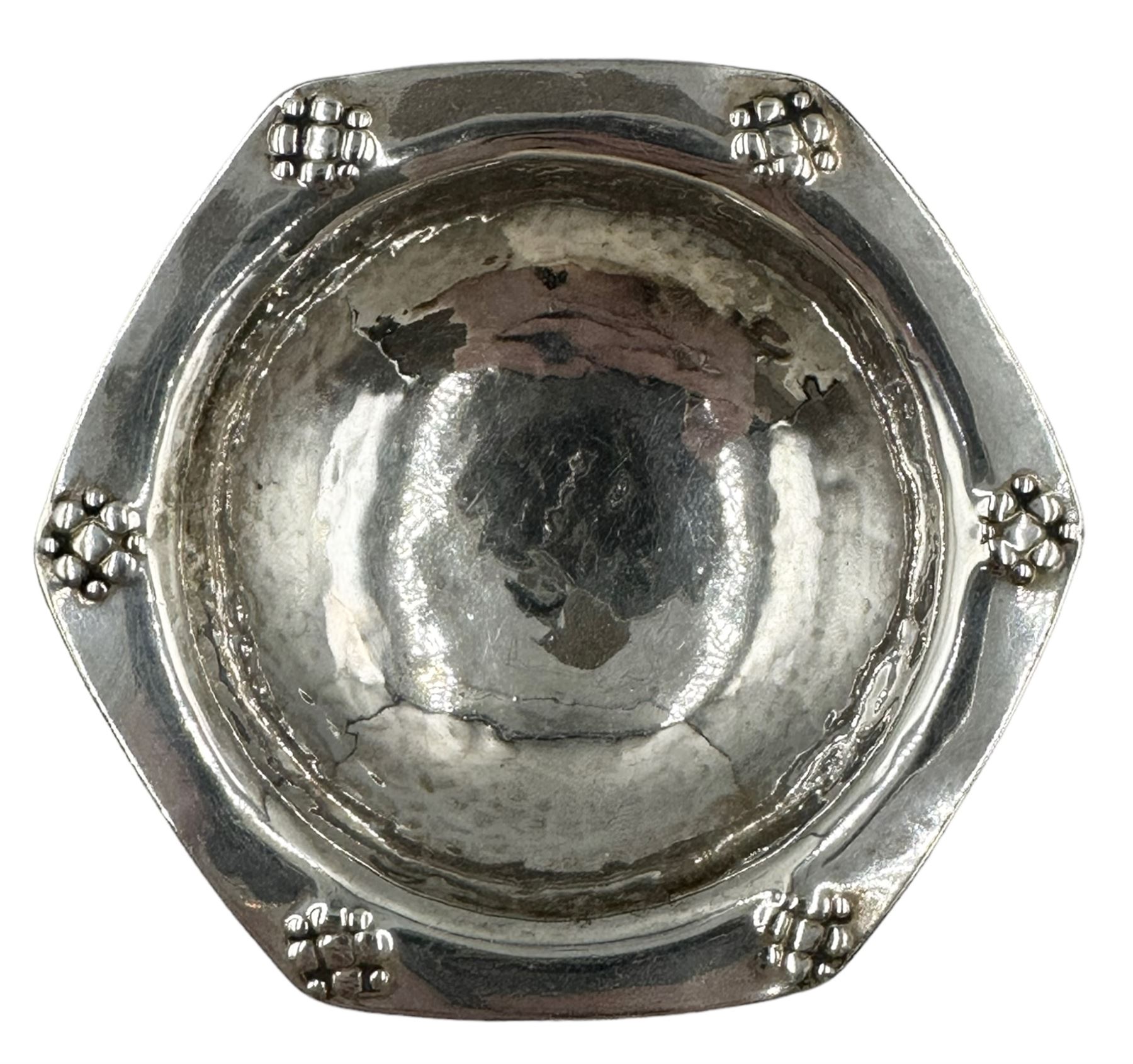 Hammered silver Arts and Crafts hexagonal dish decorated with raspberry prunts W8cm London 1913 Make