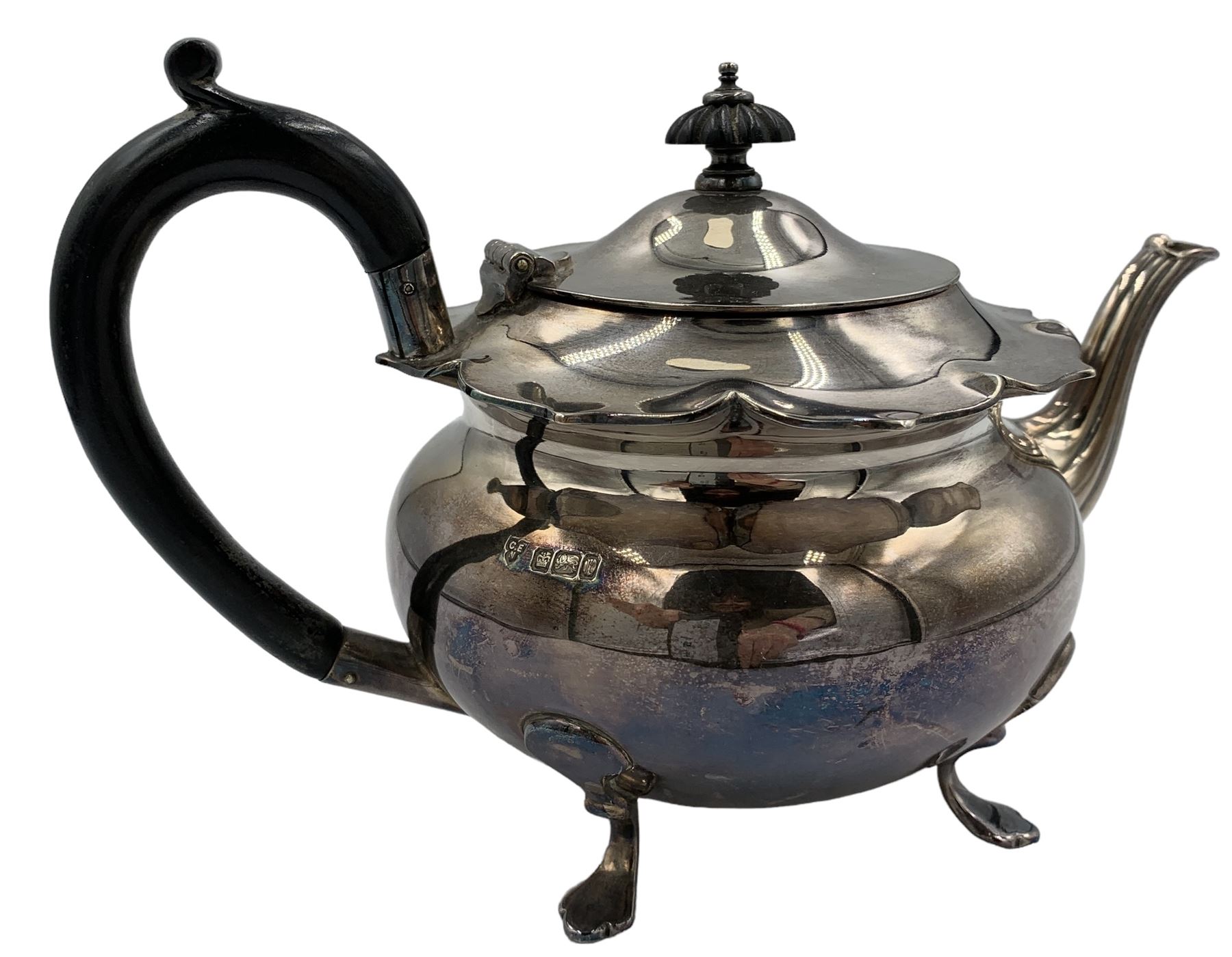 Silver teapot with shaped rim - Image 4 of 6