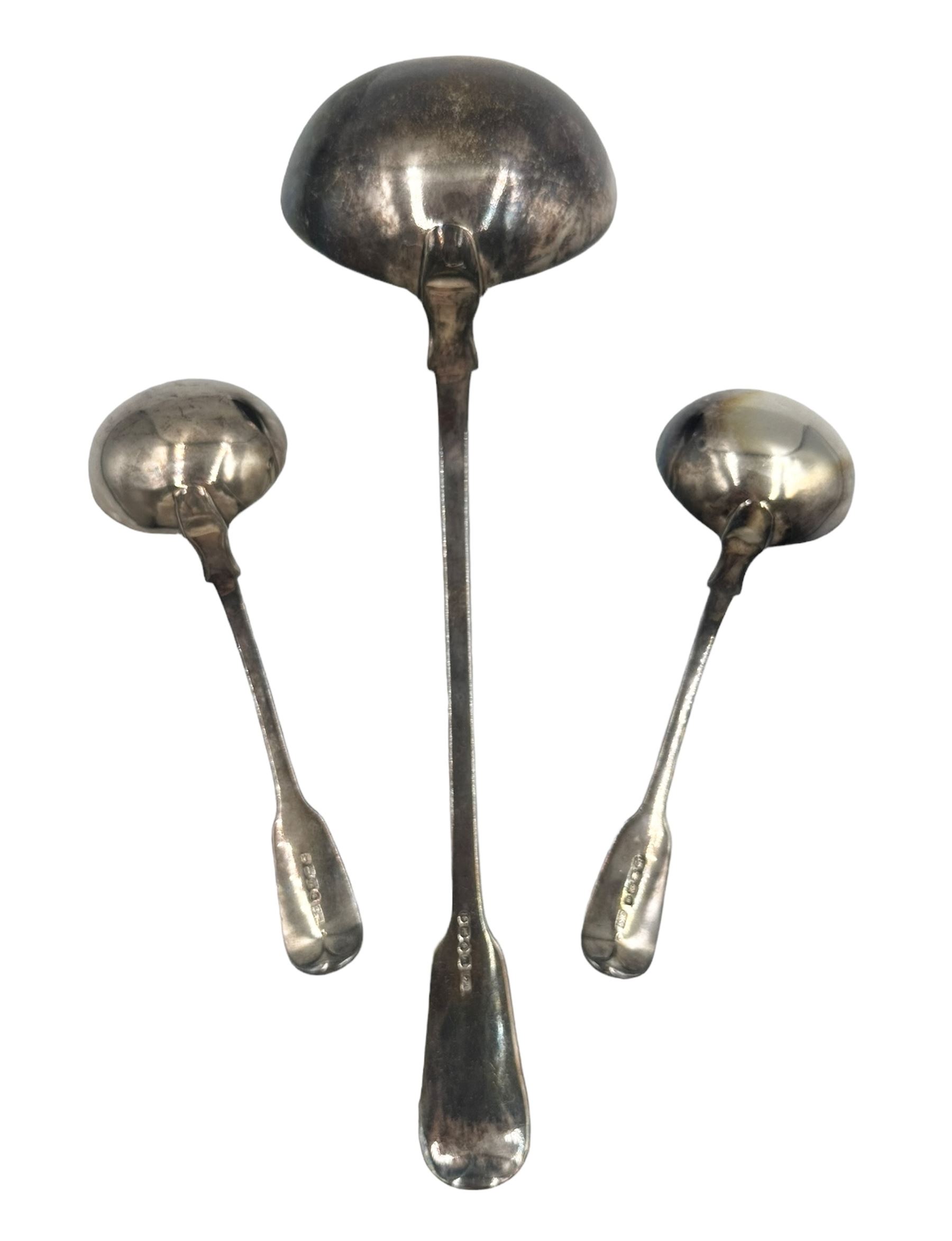 George IV silver fiddle pattern soup ladle engraved with initials London 1825 Maker William Chawner - Image 2 of 5