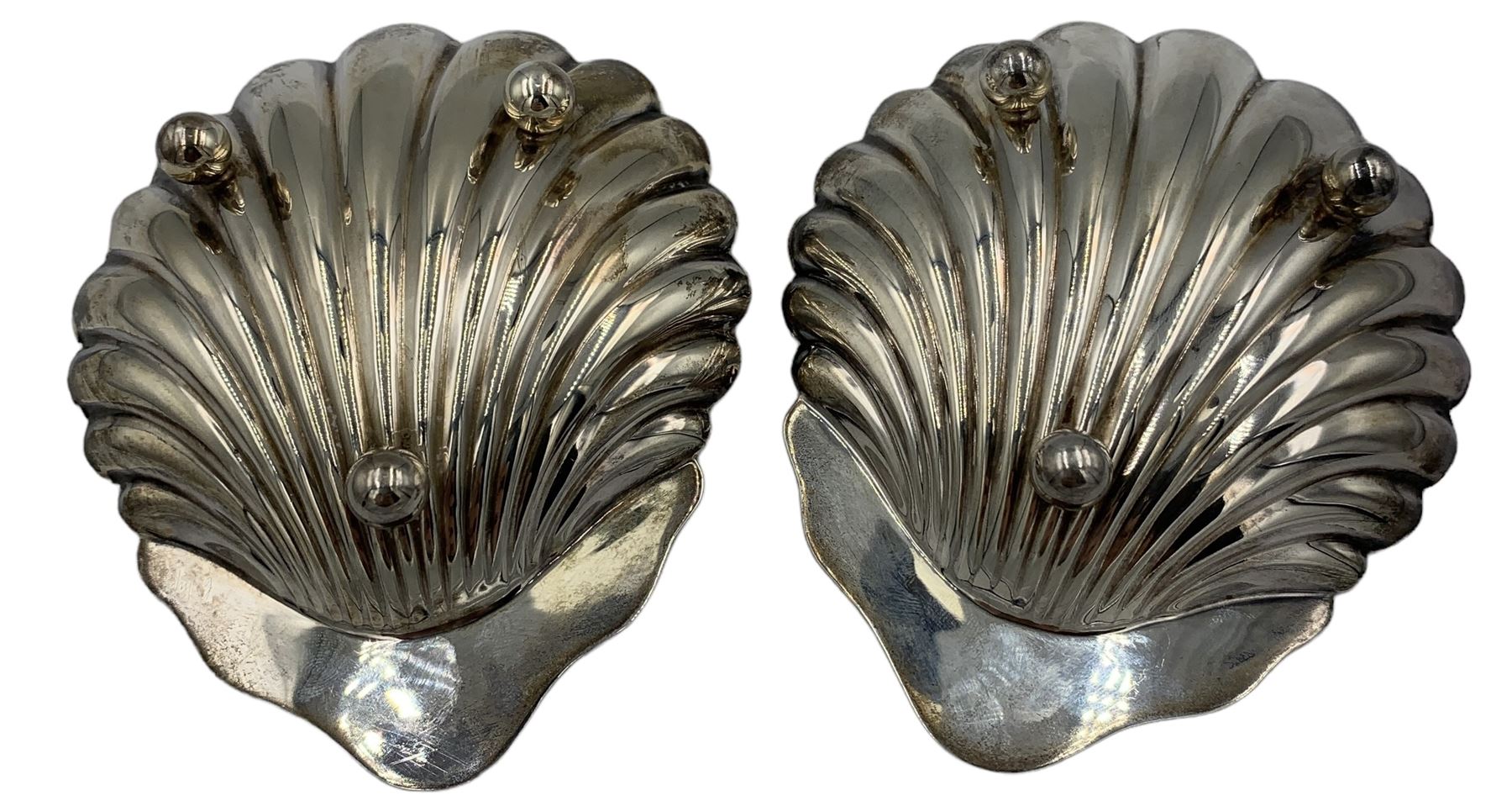 Pair of silver shell pattern butter dishes - Image 3 of 5