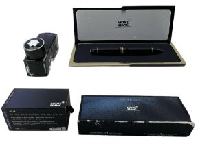 Montblanc Meisterstuck No.149 fountain pen with 14ct gold nib (cased) with Montblanc ink bottle