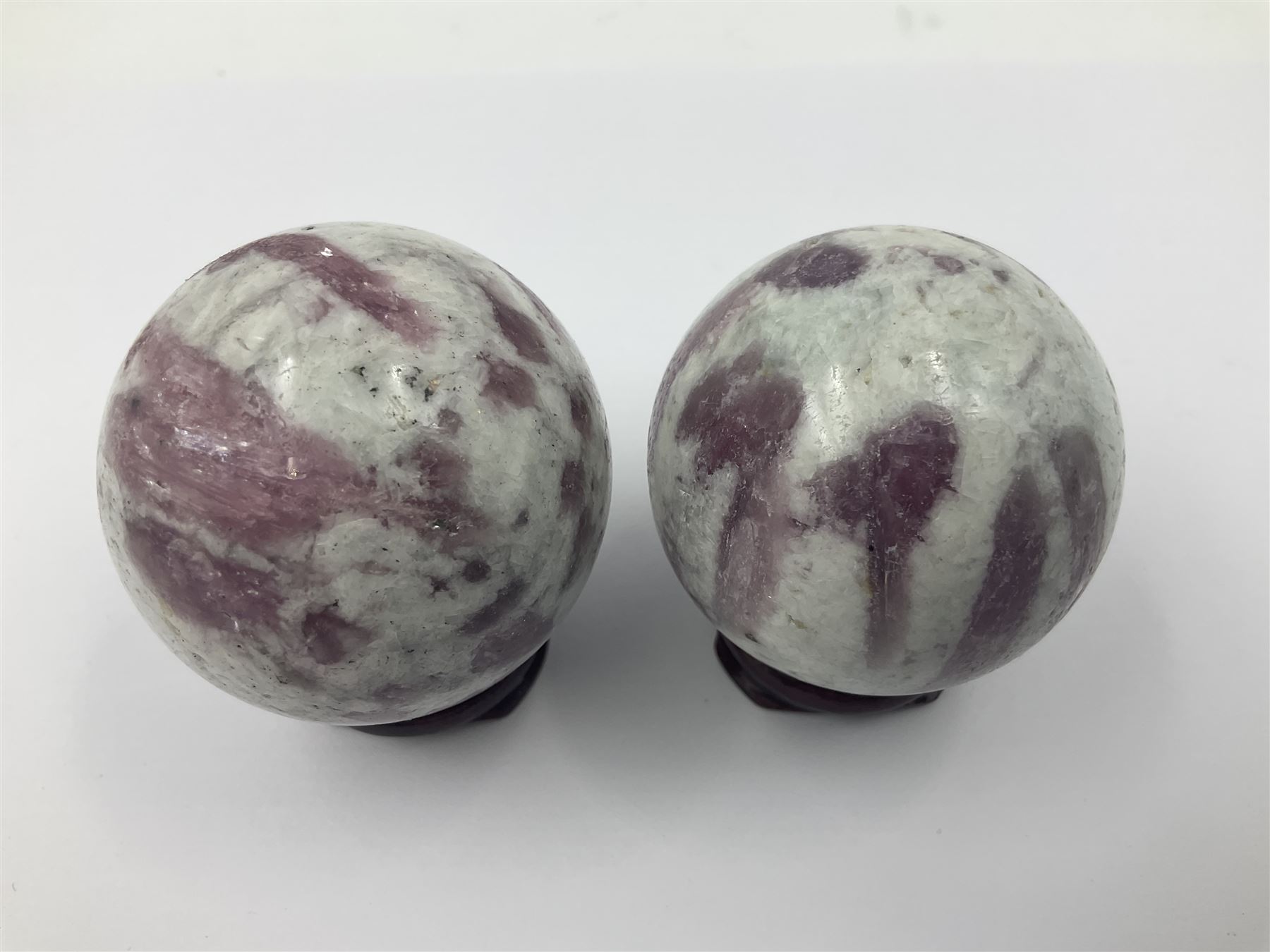 Pair of pink tourmaline spheres - Image 4 of 4