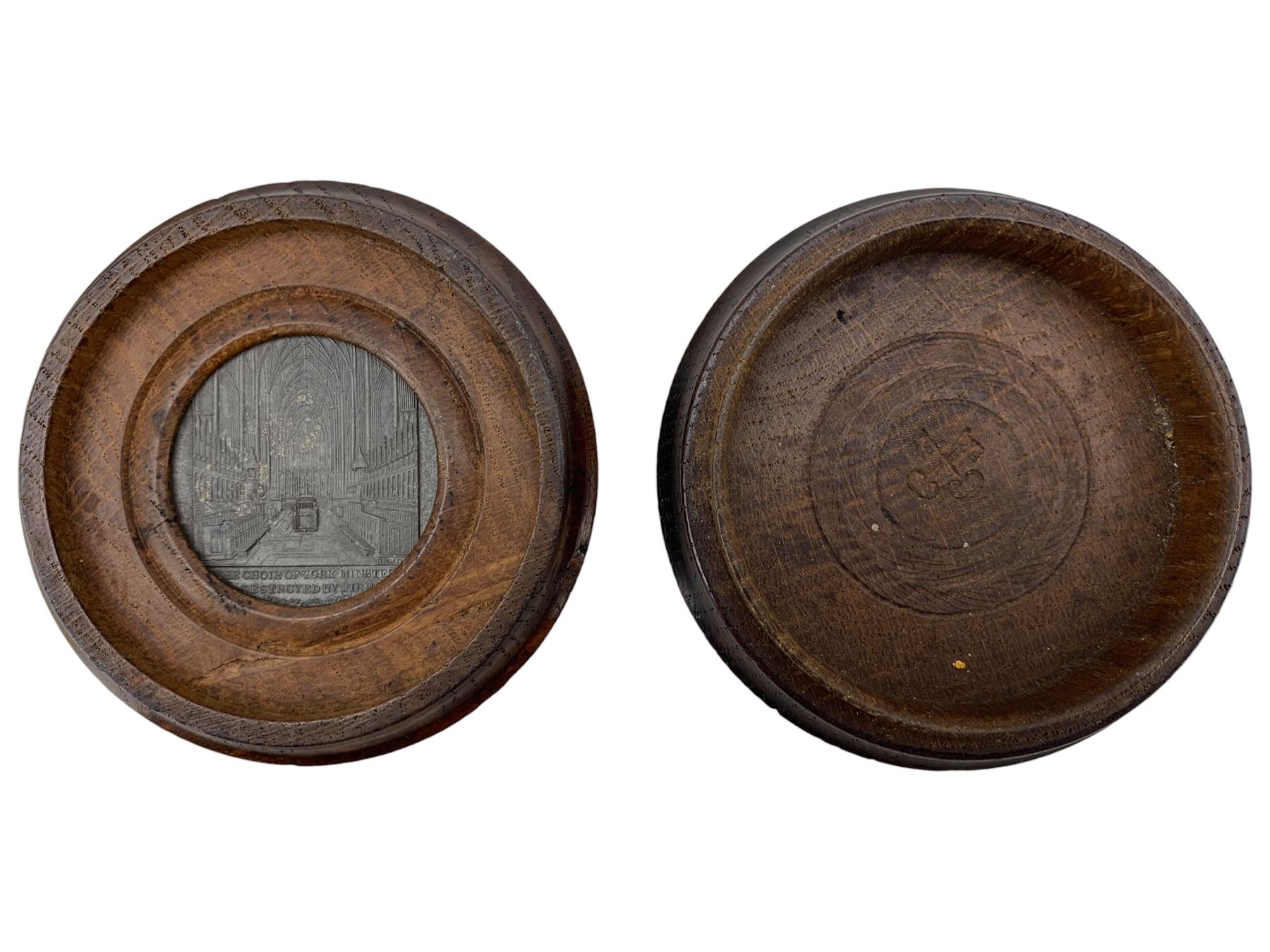 19th century circular turned oak box - Image 2 of 4