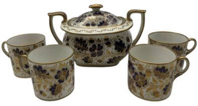 Late 18th century New Hall porcelain