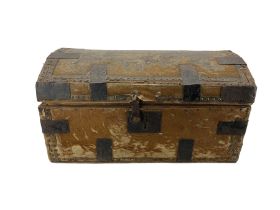Early 19th century pony hide ladies' travelling trunk
