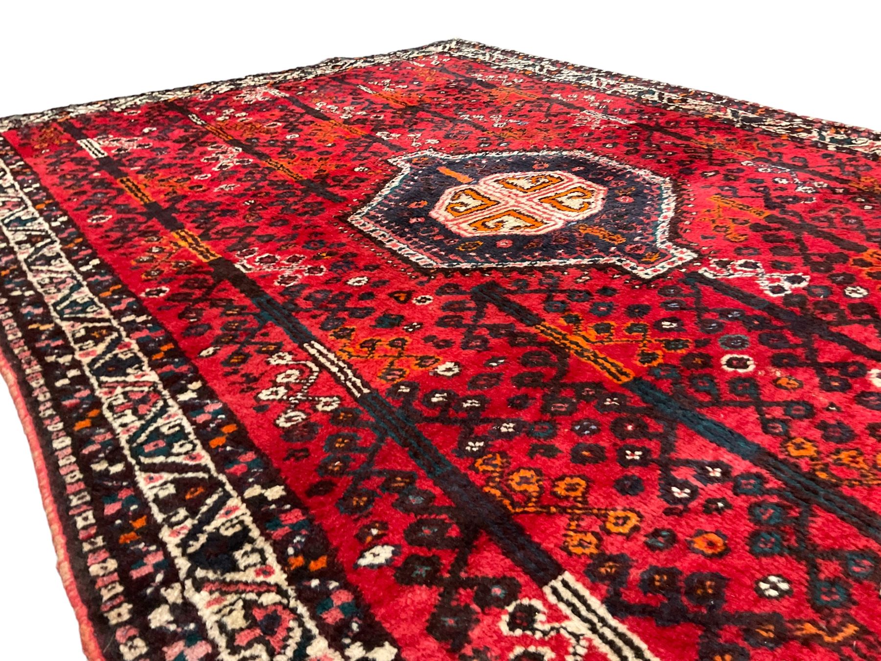 Persian crimson ground rug - Image 5 of 6