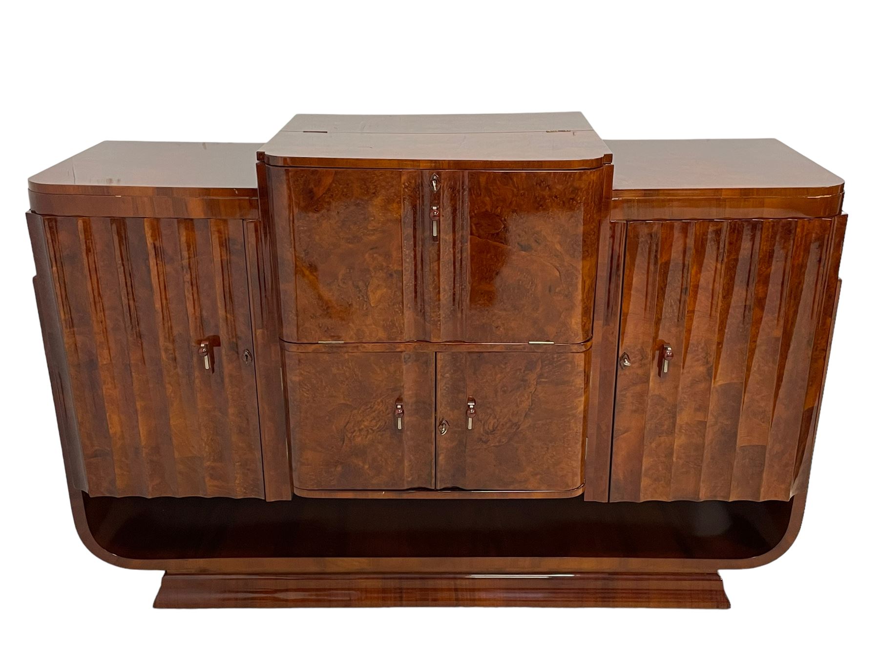 Attributed to Harry & Lou Epstein - Art Deco circa. 1930s figured walnut sideboard - Image 7 of 17
