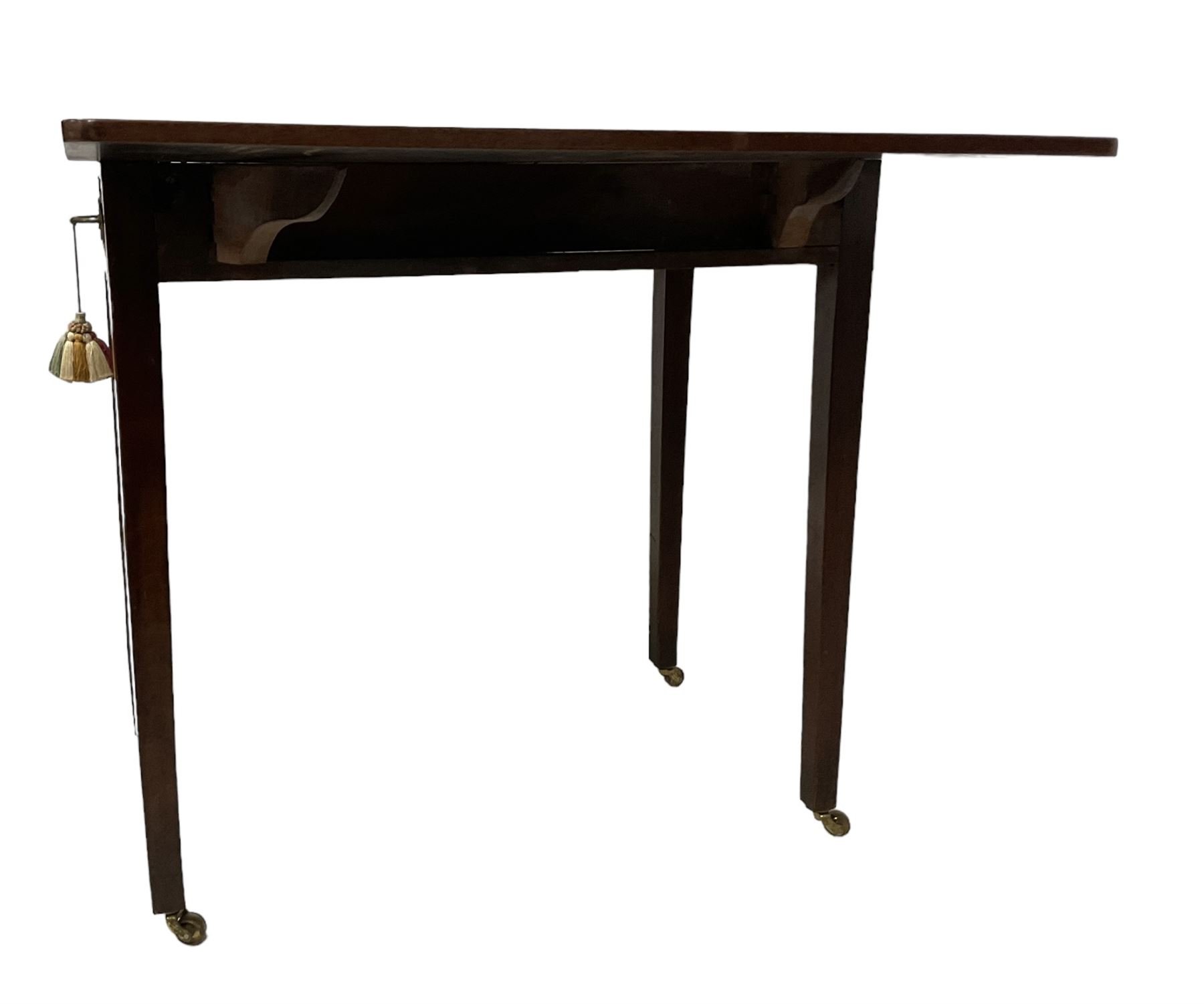 George III mahogany Pembroke table - Image 10 of 10