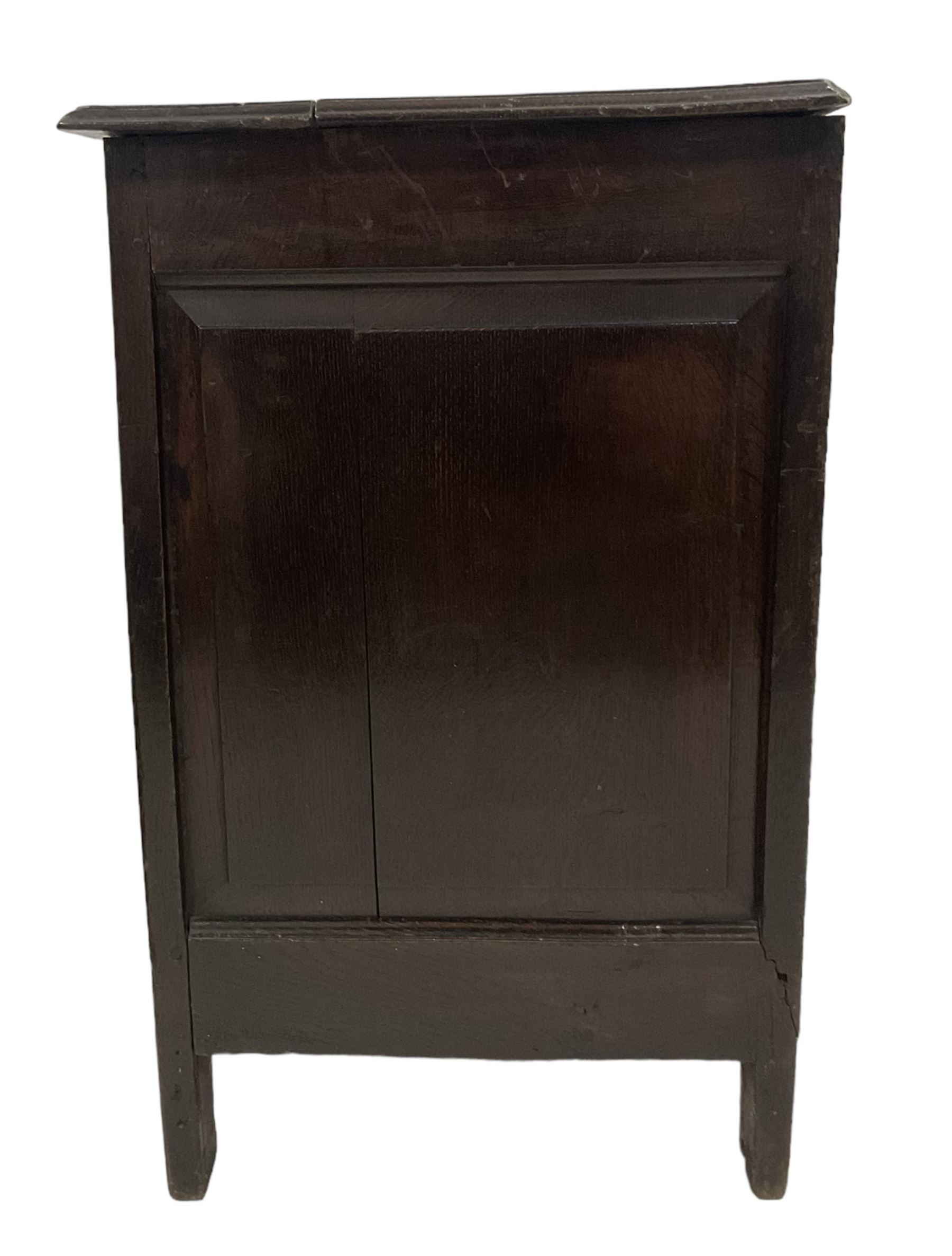 18th century oak dresser base - Image 8 of 9