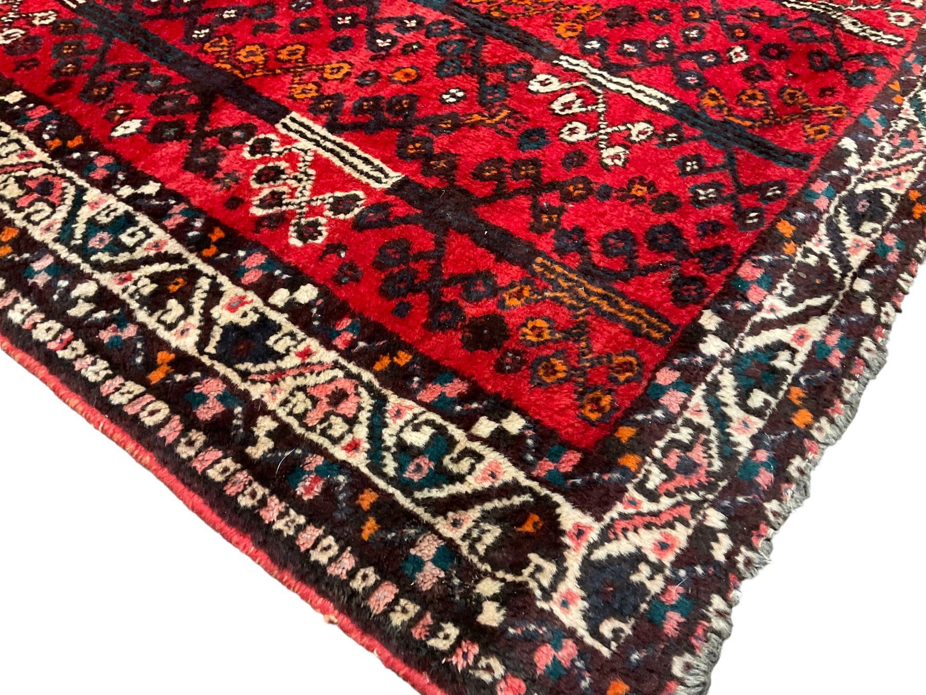 Persian crimson ground rug - Image 4 of 6
