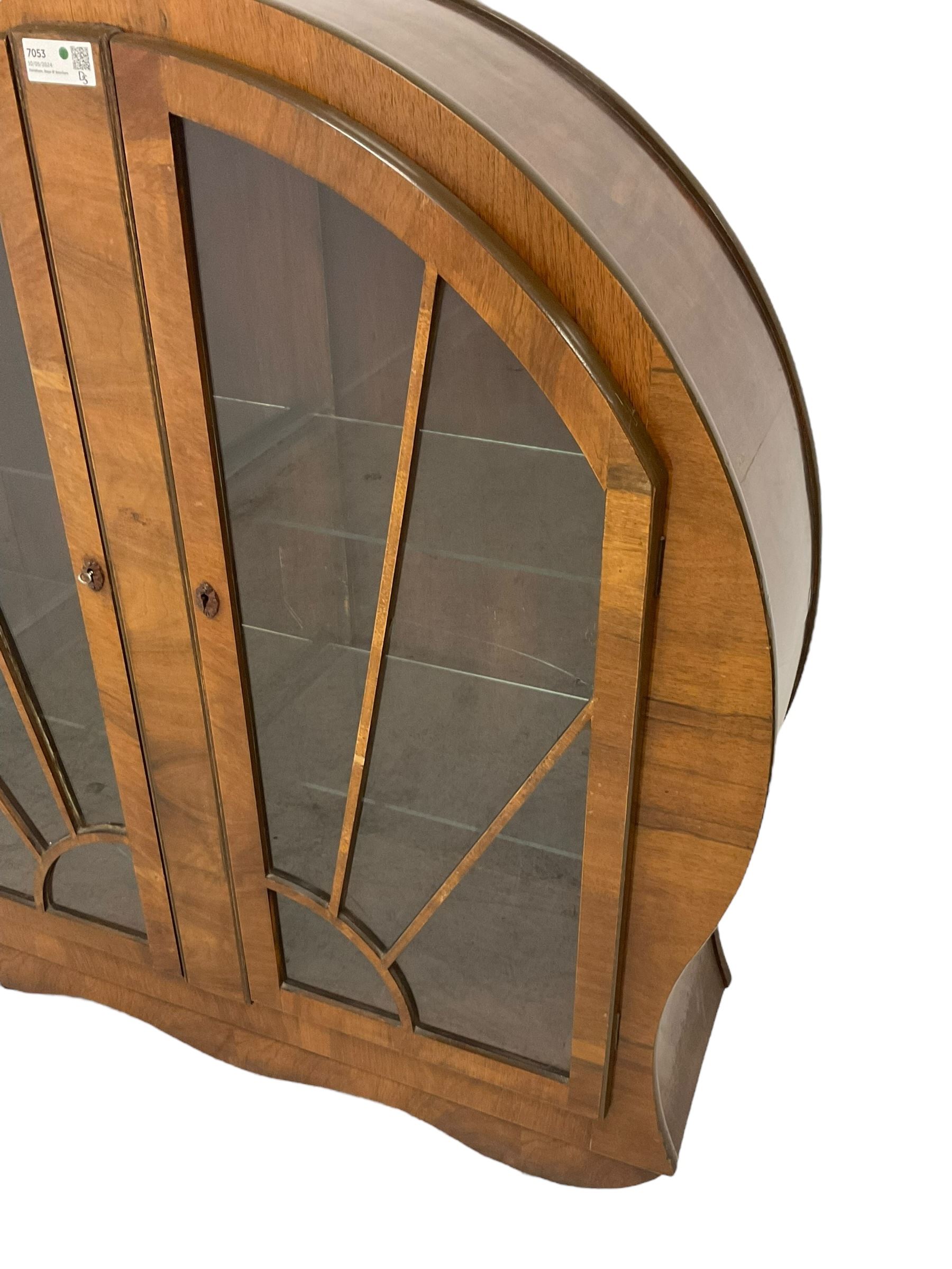 Art Deco circa. 1930s walnut display cabinet - Image 7 of 7