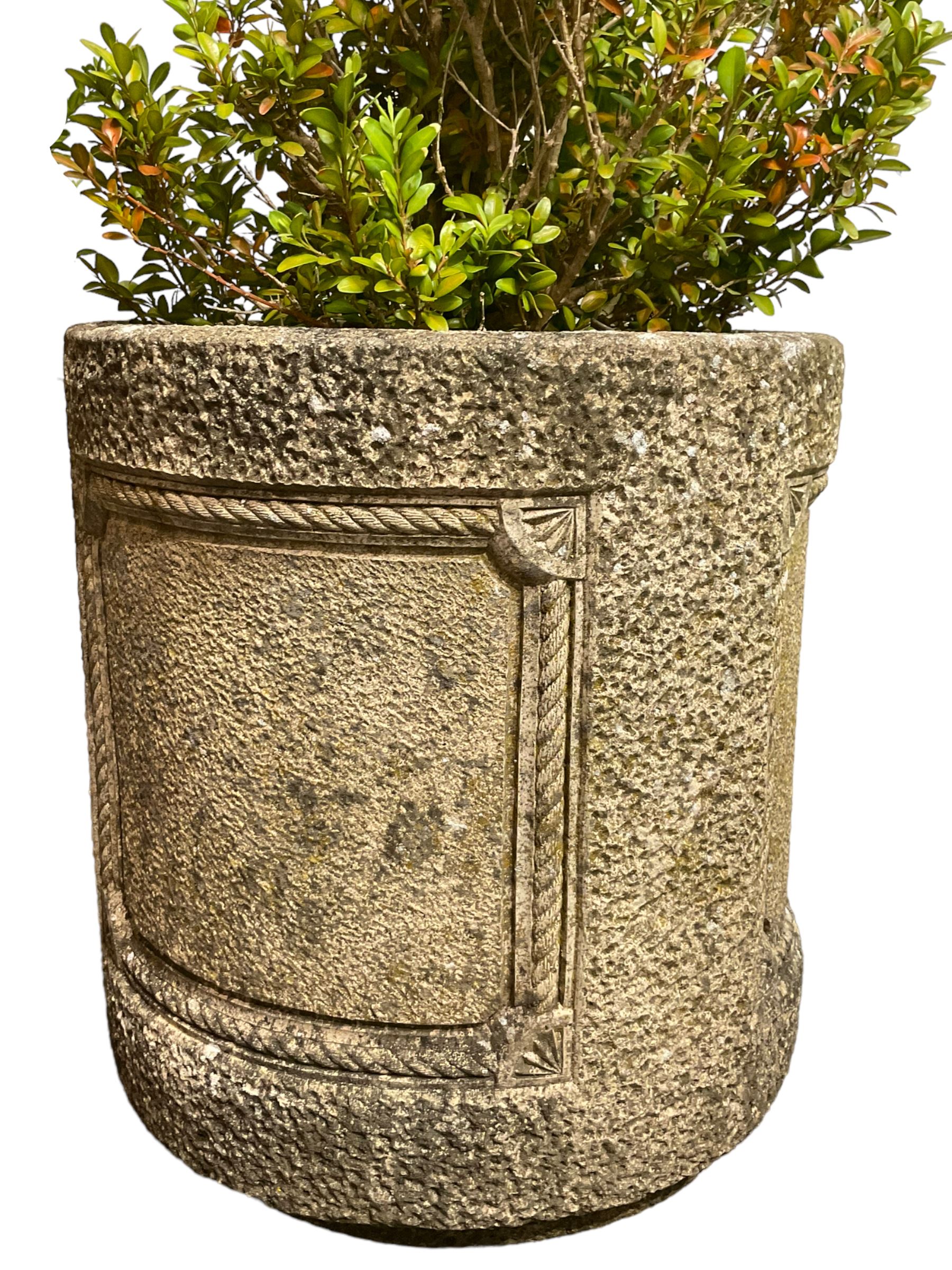 Pair of cast stone cylindrical planters - Image 3 of 5