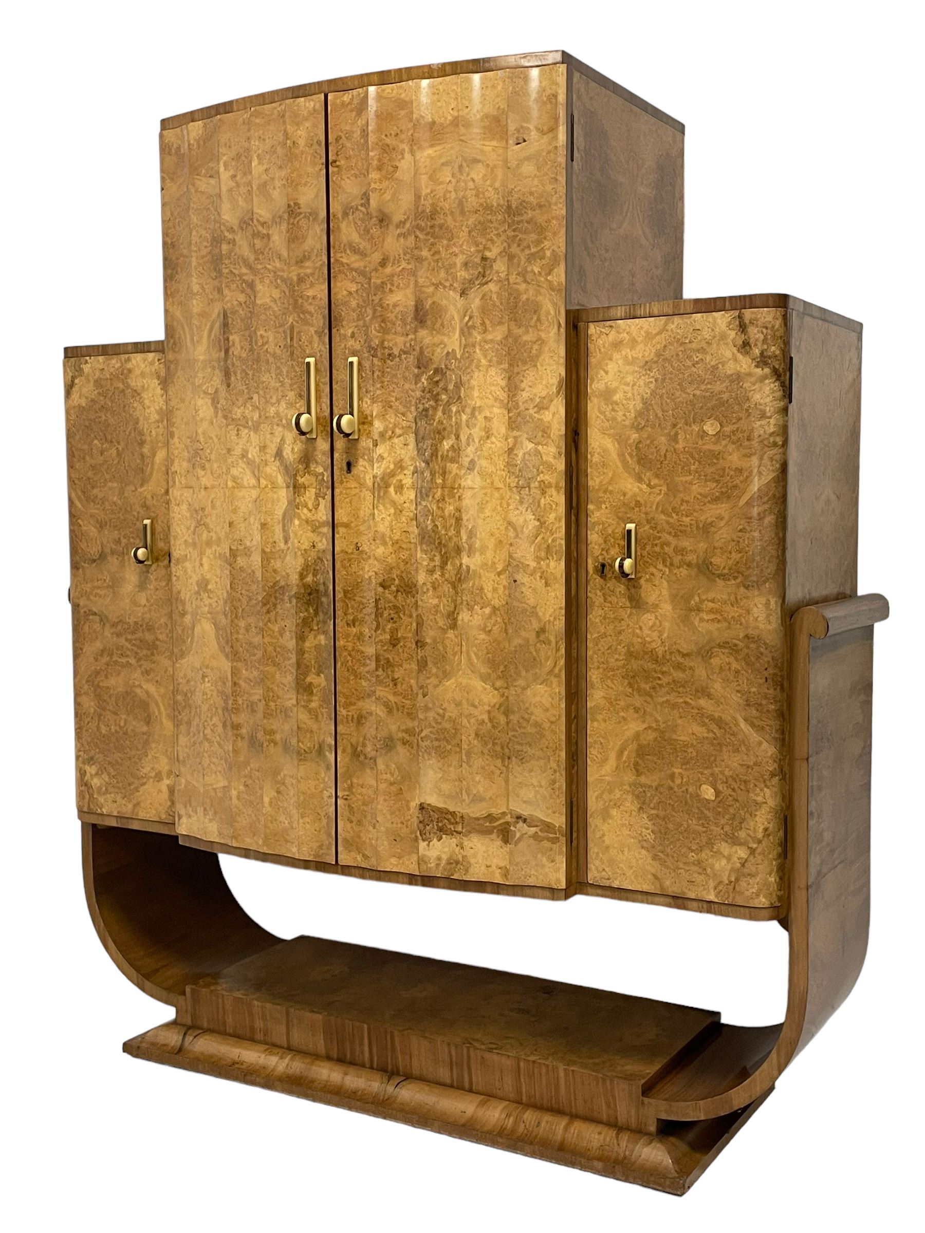 Attributed to Harry & Lou Epstein - Art Deco circa. 1930s figured walnut cocktail cabinet - Image 5 of 16