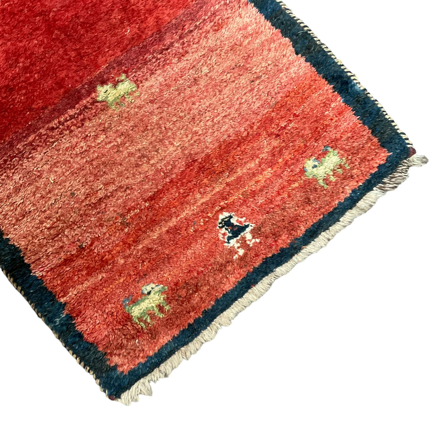 Small Persian Gabbeh crimson ground thick pile rug - Image 3 of 4