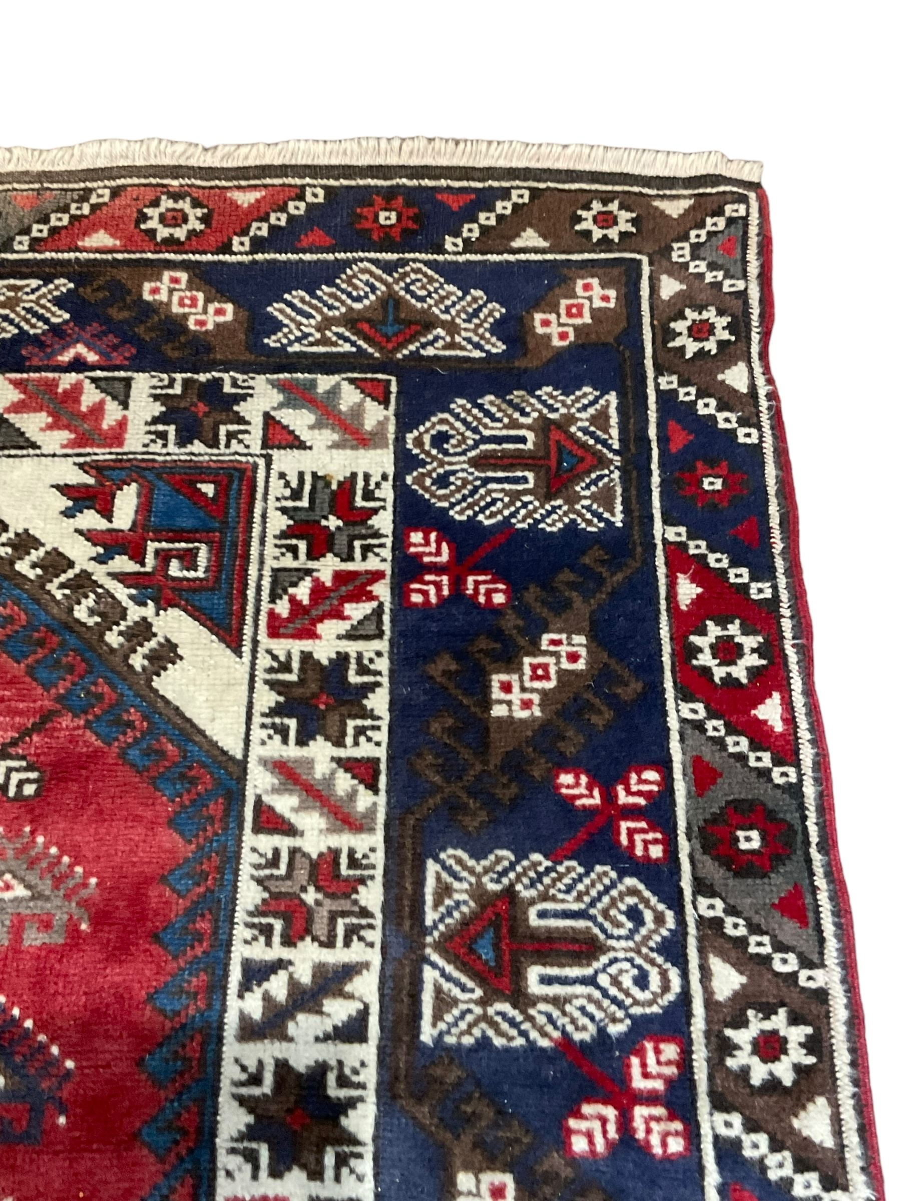 Turkish Dosemealti ivory blue and red ground rug - Image 3 of 7