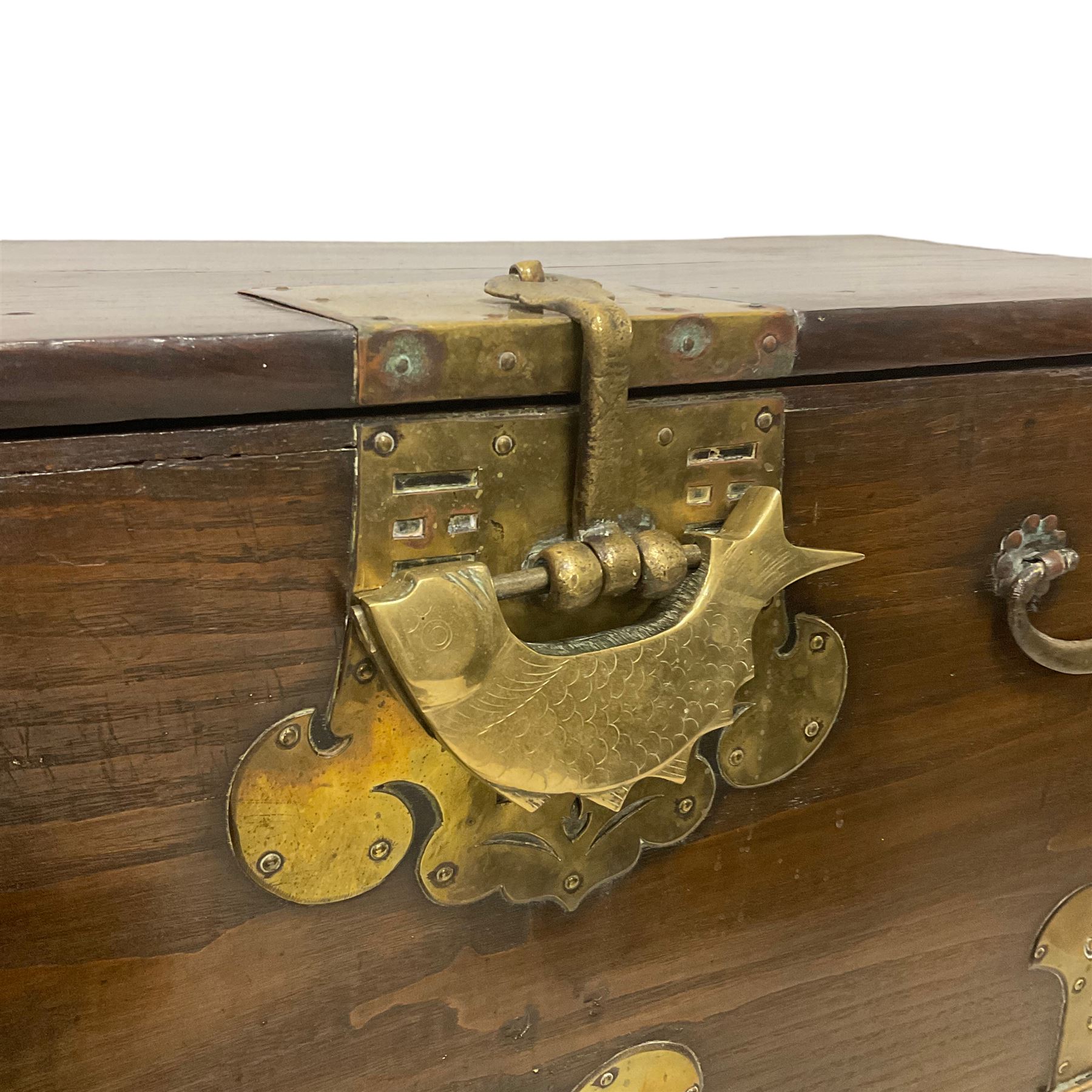 19th century Korean brass bound elm morijang or cabinet - Image 3 of 7
