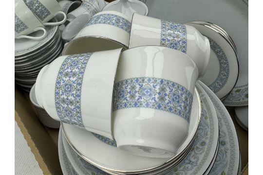 Royal Doulton Counterpoint pattern tea and dinner wares - Image 2 of 6