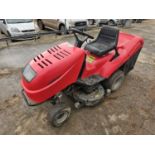 Castlegarden TCR102 Petrol Ride on Lawnmower, Briggs & Stratton Engine, Grass Collector