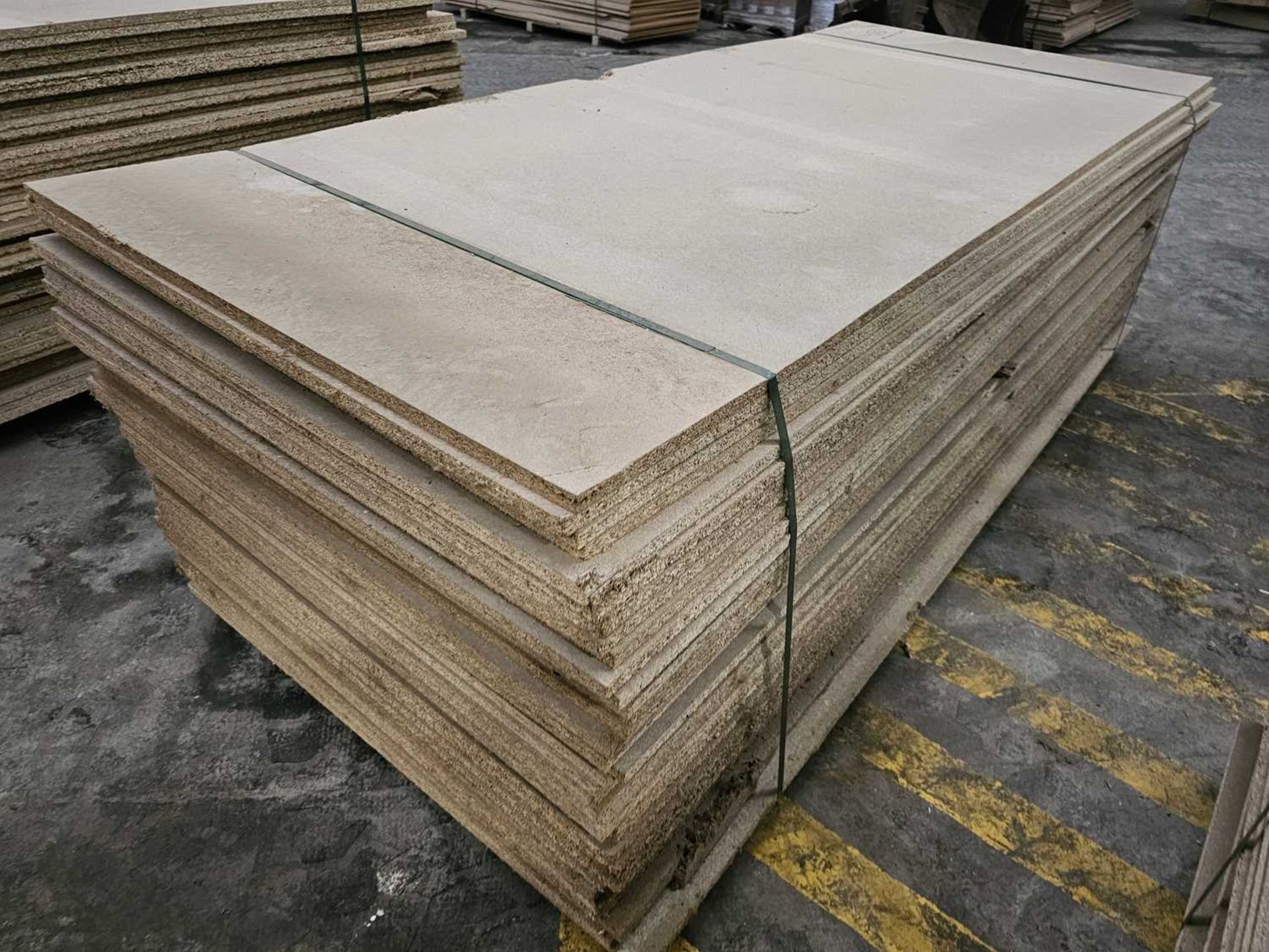 Selection of Chip Board Sheets (245cm x 104cm x 20mm - 37 of) - Bild 2 aus 2