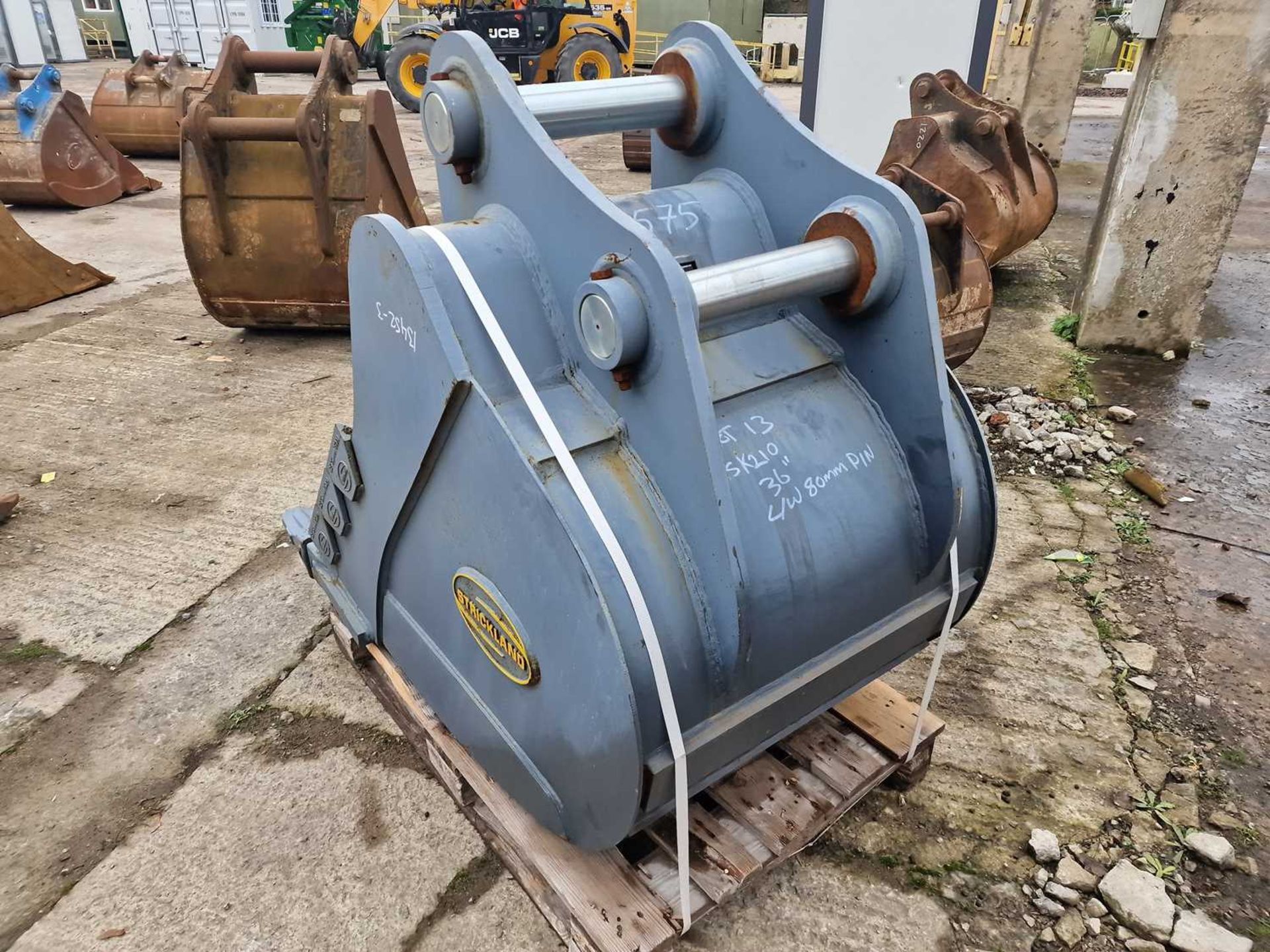 Unused Strickland 36" Digging Bucket 80mm Pin to suit 20 Ton Excavator (Pin Centre 44cm, Dipper Widt - Image 2 of 7