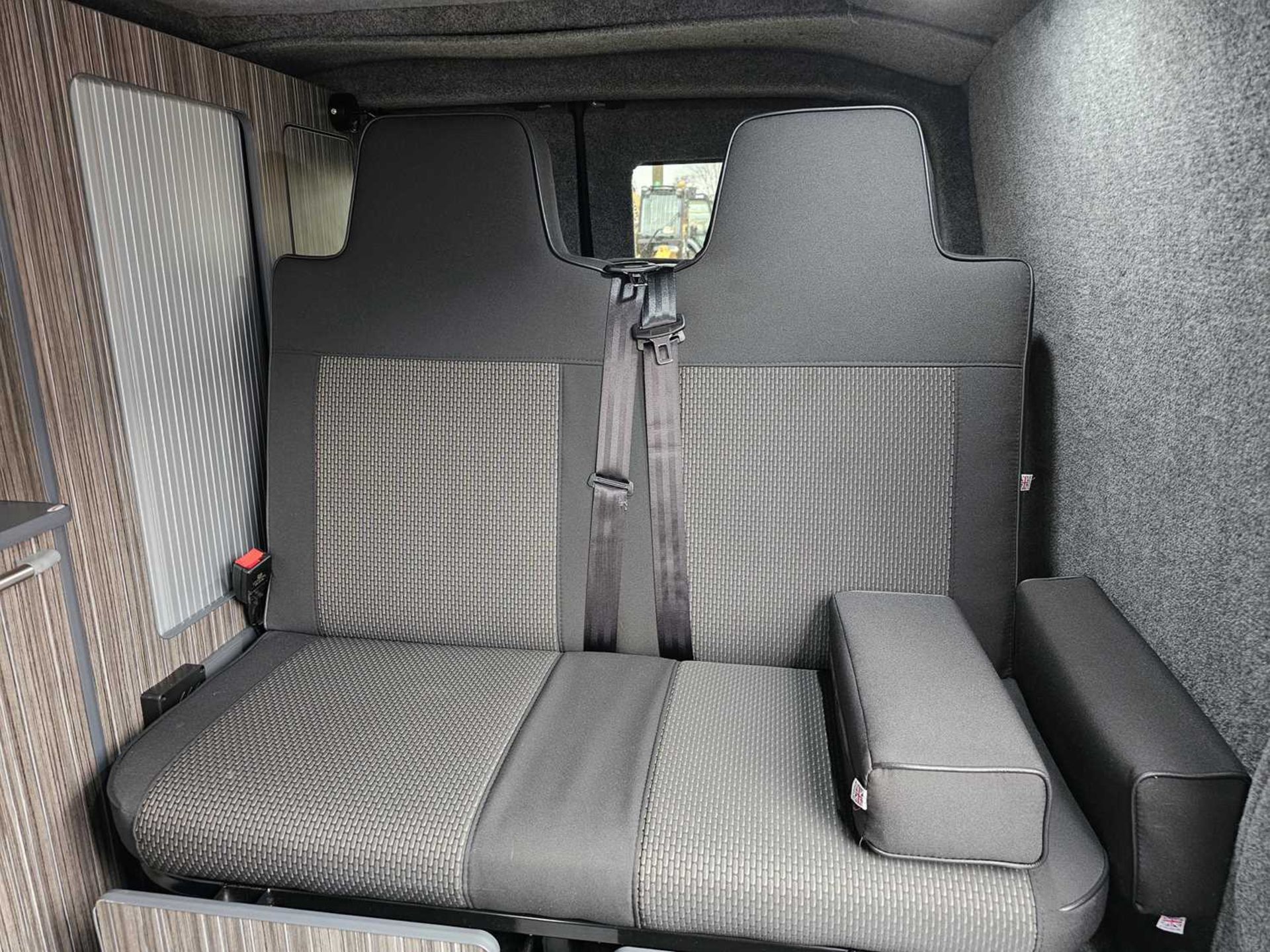 Volkswagen Transporter T6 Camper Van, 6 Speed, Bluetooth, Cruise Control, A/C - Image 13 of 33