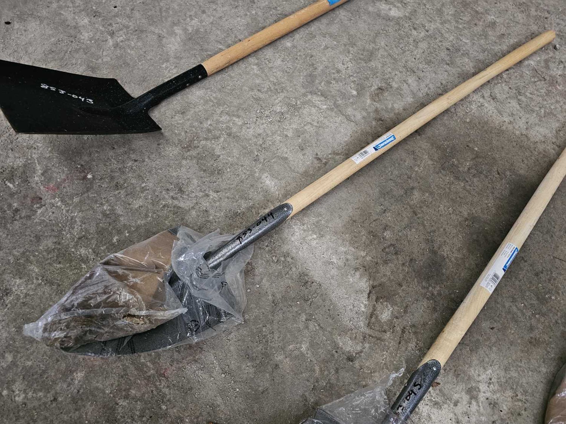 Unused Silverline Irish Shovel