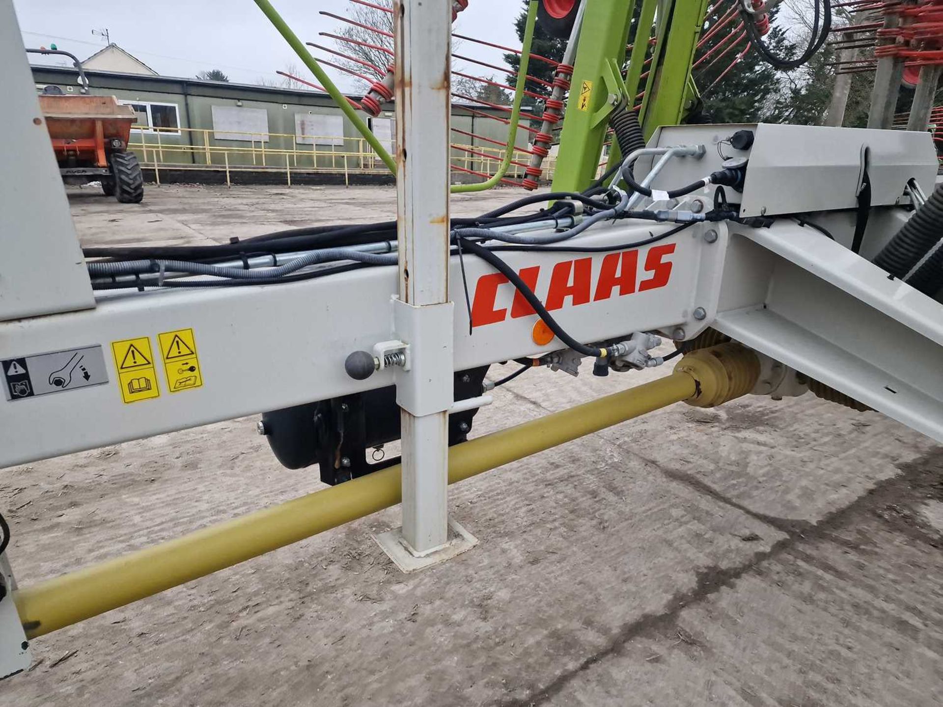 2017 Claas Liner 3600 HH PTO Driven 4 Rotor Rake to suit 3 Point Linkage - Image 16 of 17