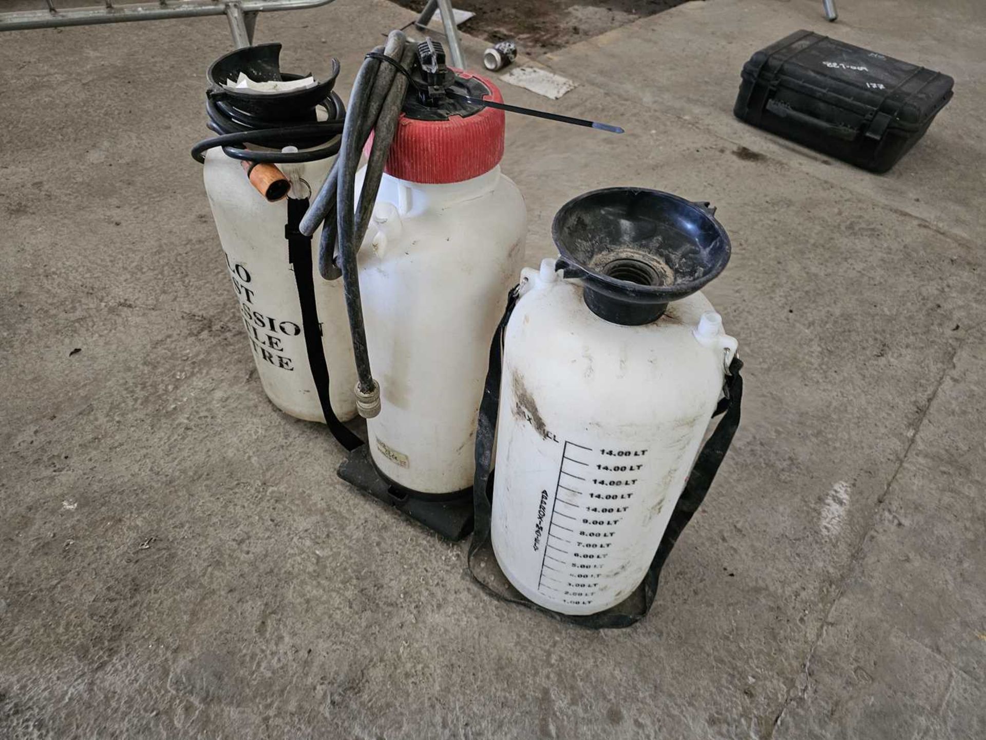 Pressure Sprayer (3 of)