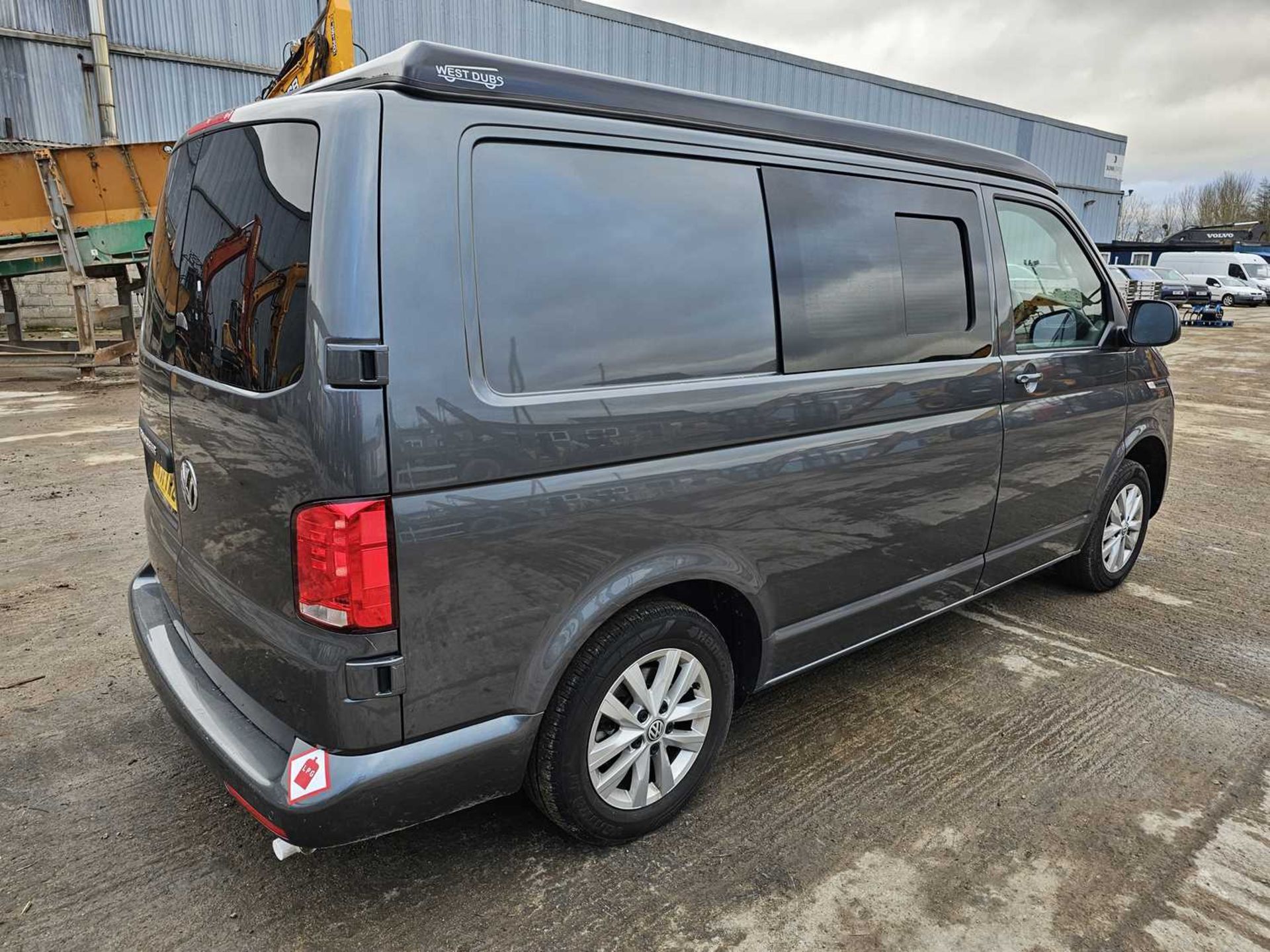 Volkswagen Transporter T6 Camper Van, 6 Speed, Bluetooth, Cruise Control, A/C - Image 6 of 33