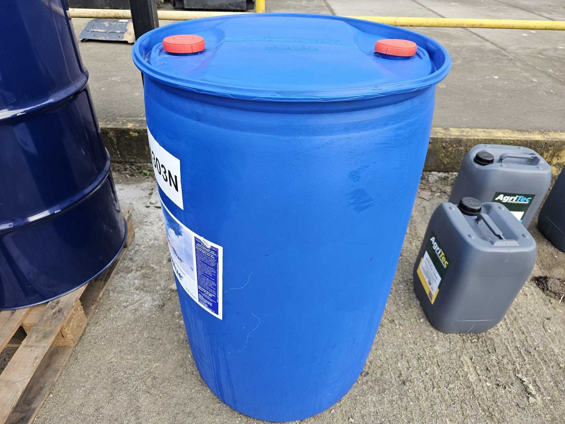 Unused 205 Litre AdBlue - Bild 2 aus 2