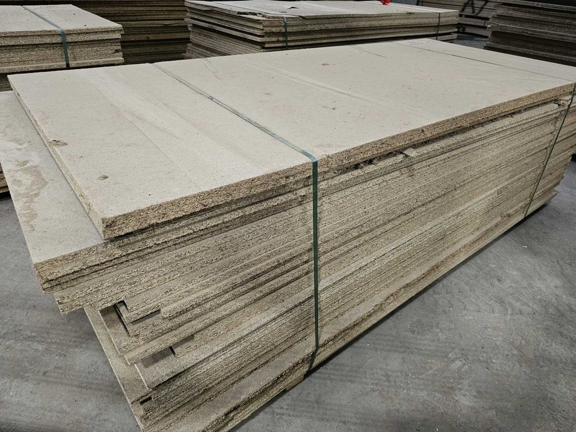 Selection of Chip Board Sheets (235cm x 104cm x 20mm - 38 of) - Bild 2 aus 2