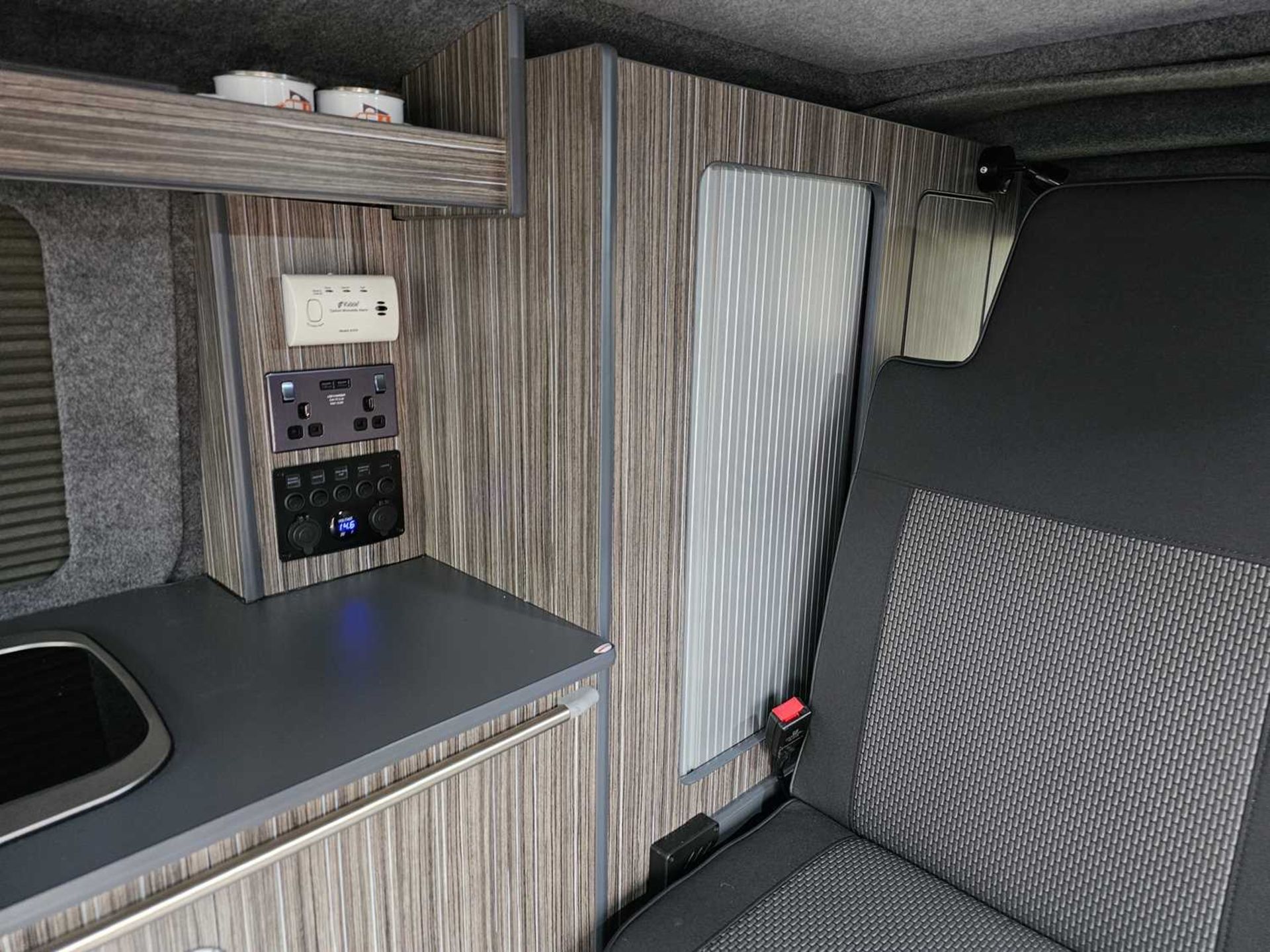 Volkswagen Transporter T6 Camper Van, 6 Speed, Bluetooth, Cruise Control, A/C - Image 14 of 33