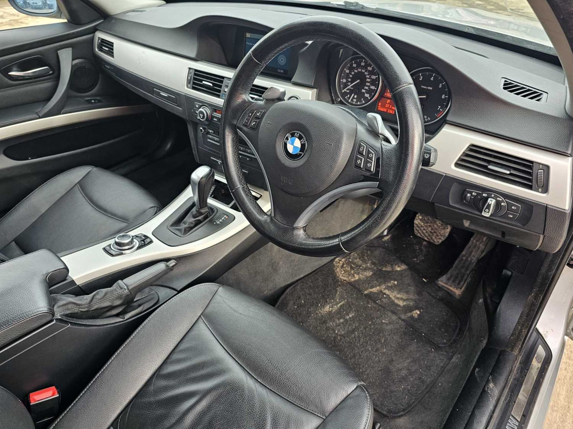 2009 BMW 325i Estate, Auto, Paddle Shift, Parking Sensors, Full Leather, Bluetooth, Cruise Control,  - Image 19 of 28