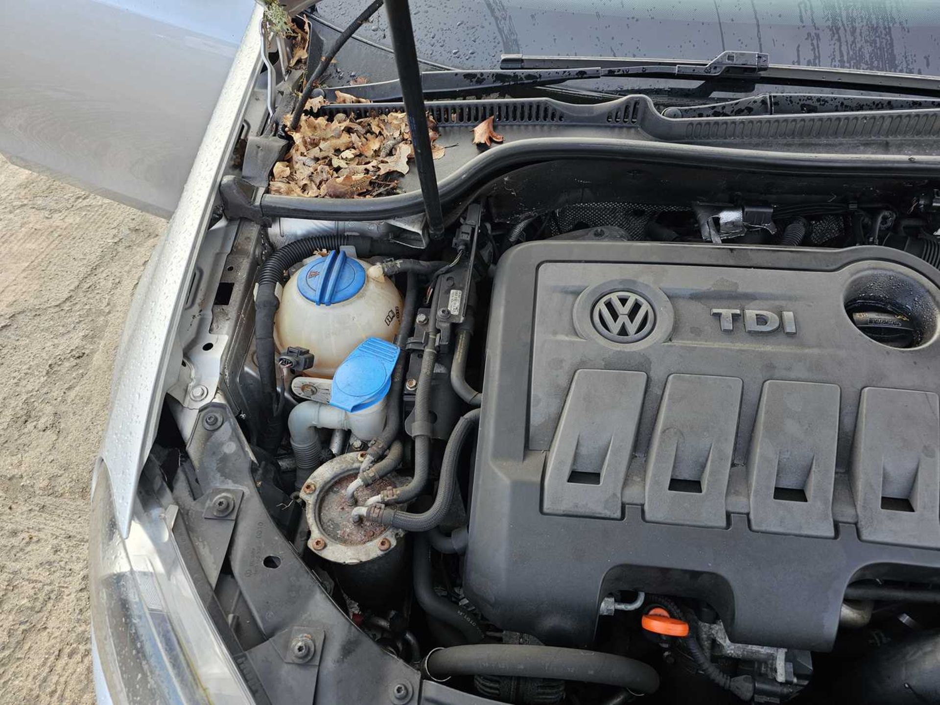 2010 Volkswagen Golf 2.0 TDi, Auto, Bluetooth, A/C (Reg. Docs. & Service History Available, Tested 0 - Bild 15 aus 28