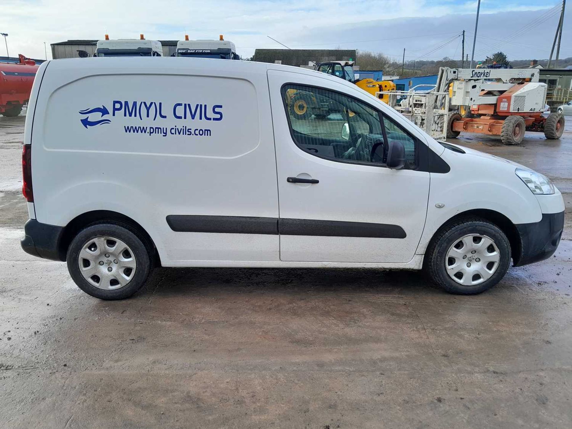 2014 Peugeot Partner 5 Speed Van, (Reg. Docs. Available) - Image 2 of 24