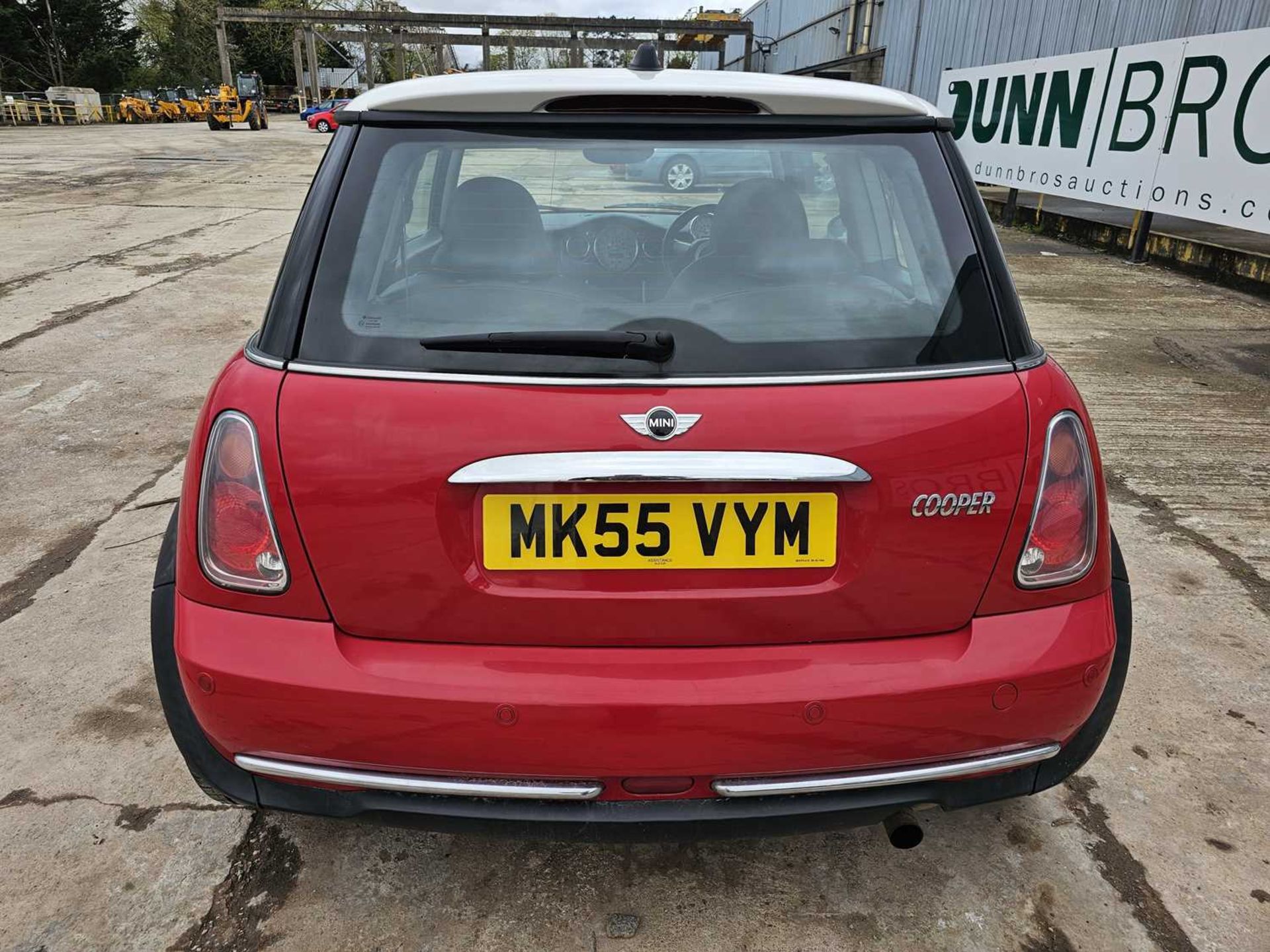 2005 Mini One, 5 Speed, Full Leather, A/C (Reg. Docs. Available) - Image 4 of 26
