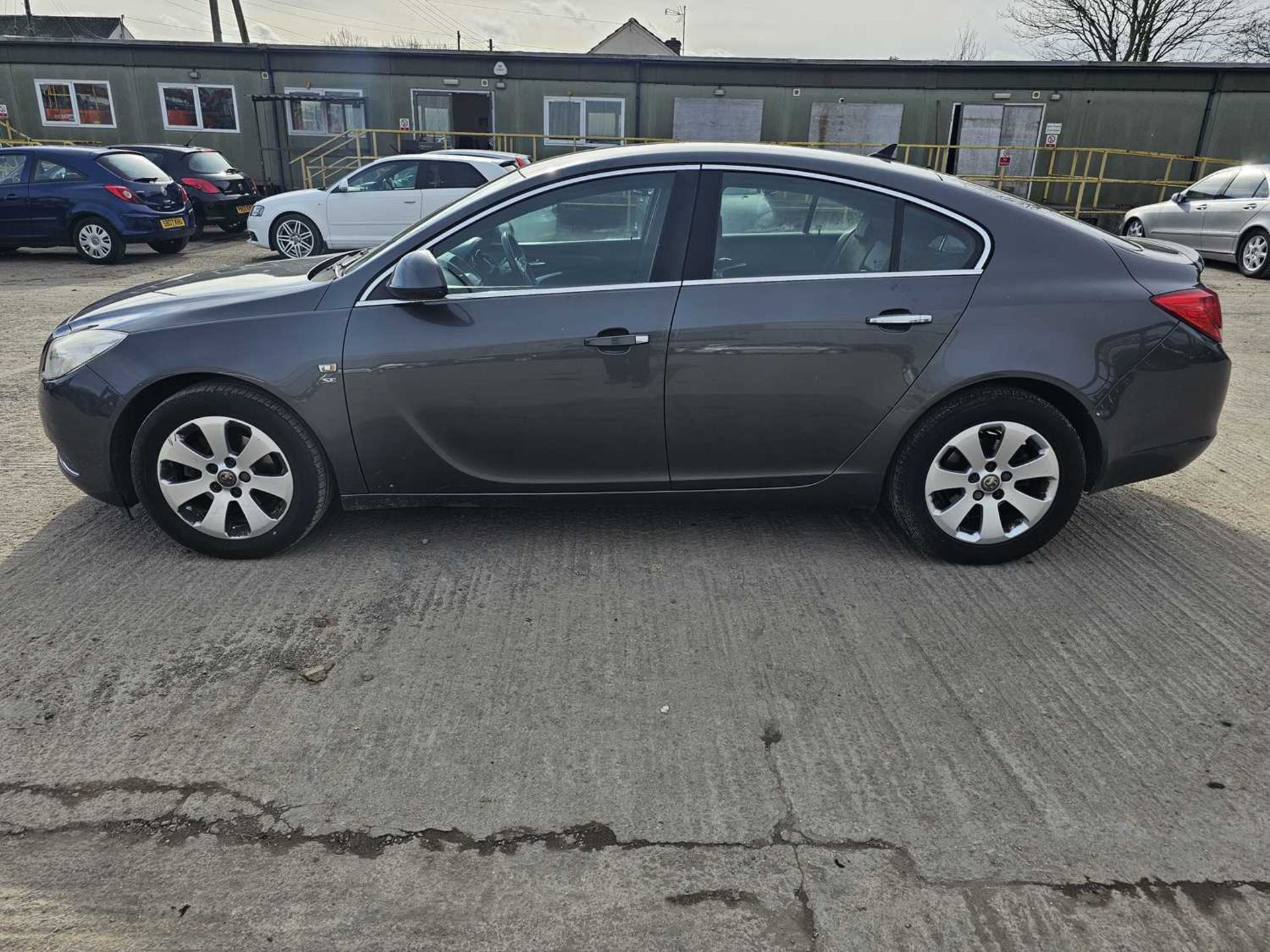 2009 Vauxhall Insignia, 6 Speed, Bluetooth, Cruise Control, Climate Control (Reg. Docs. Available, T - Image 2 of 28