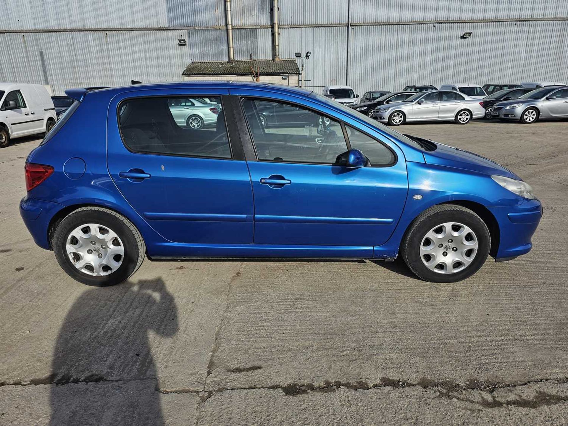 2007 Peugeot 307 X-line, 5 Speed, A/C (Reg. Docs. & Service History Available, Tested 07/24) - Image 8 of 56
