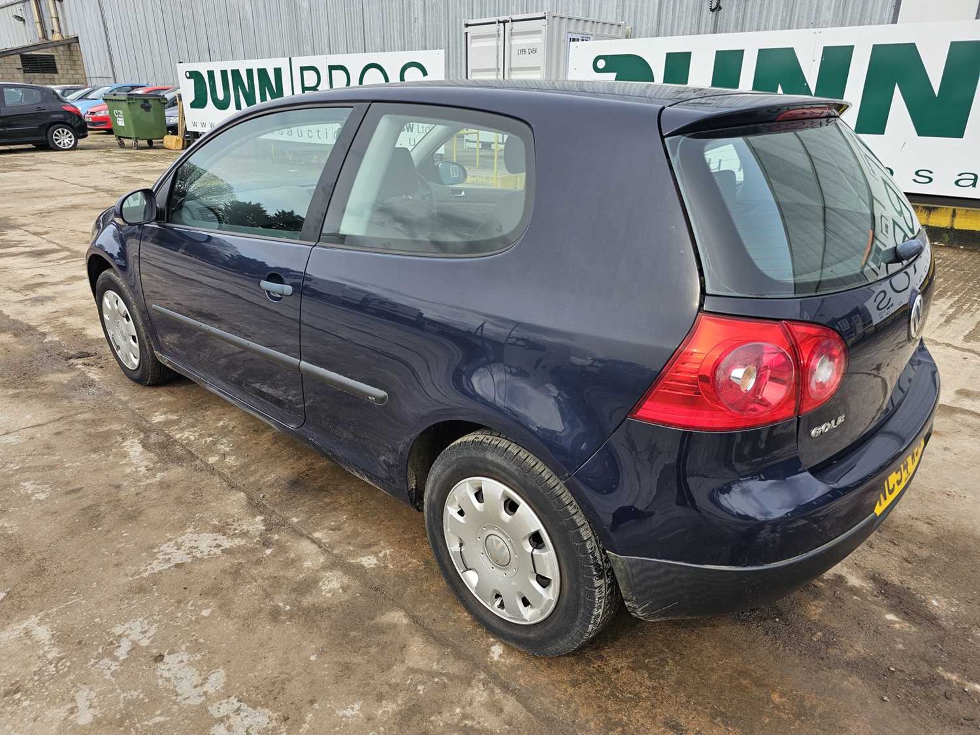 2005 Volkswagen Golf FSi S, 5 Speed, A/C (Reg. Docs. Available) - Image 6 of 27