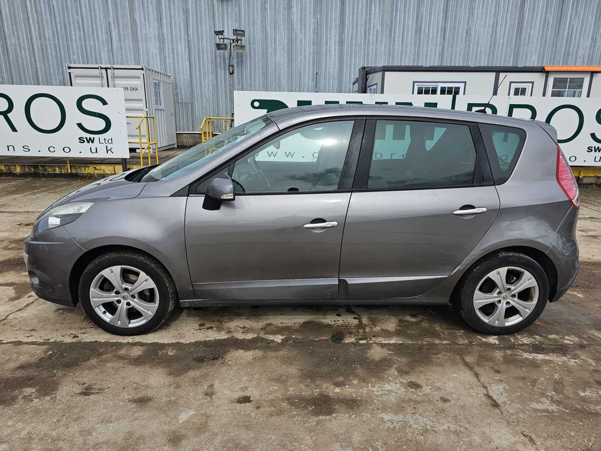2011 Renault Scenic Dynamique Ttom, 6 Speed, Sat Nav, Bluetooth, Cruise Control, A/C (Reg. Docs. & S - Image 5 of 26