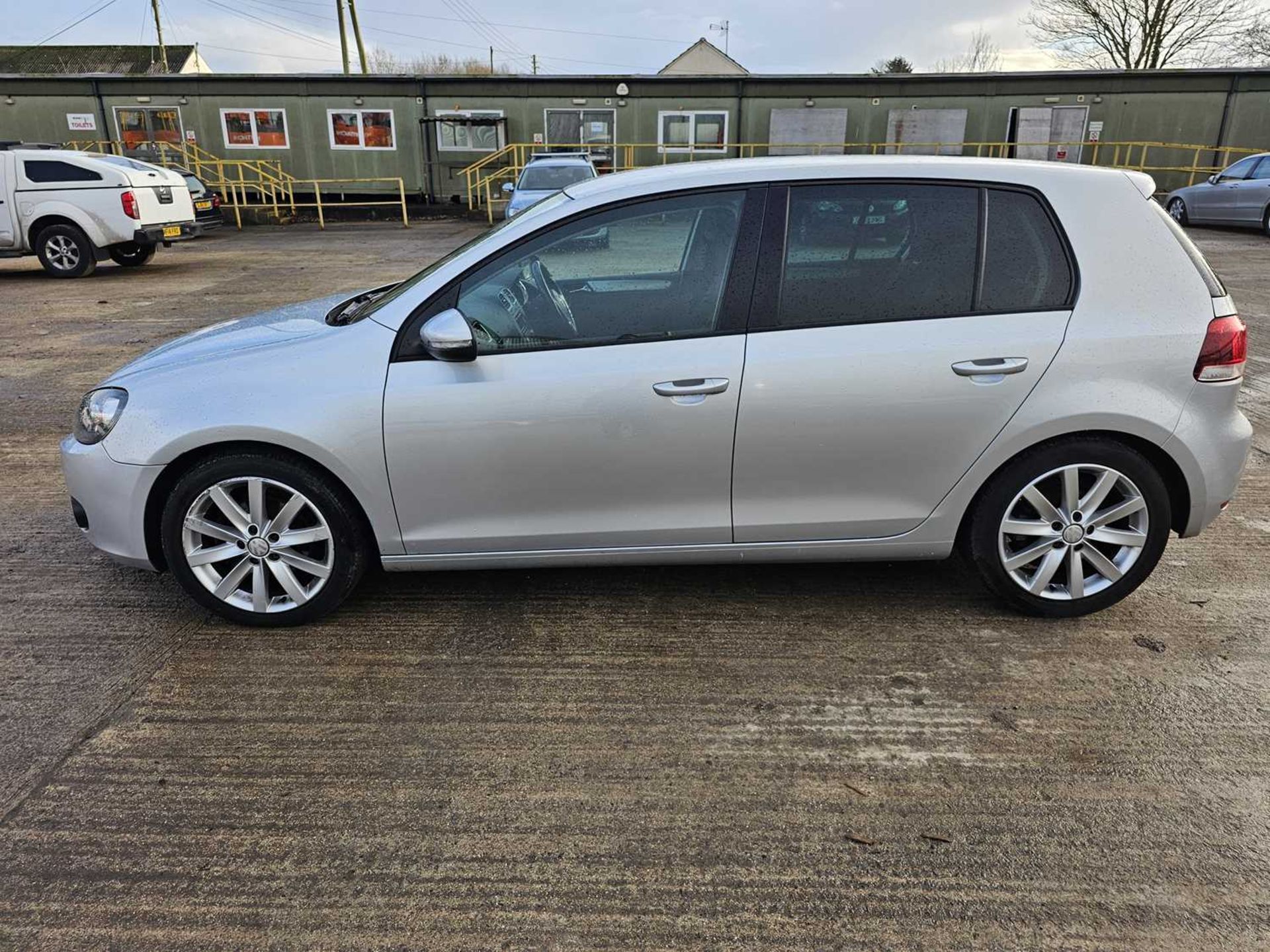 2010 Volkswagen Golf 2.0 TDi, Auto, Bluetooth, A/C (Reg. Docs. & Service History Available, Tested 0 - Image 2 of 28