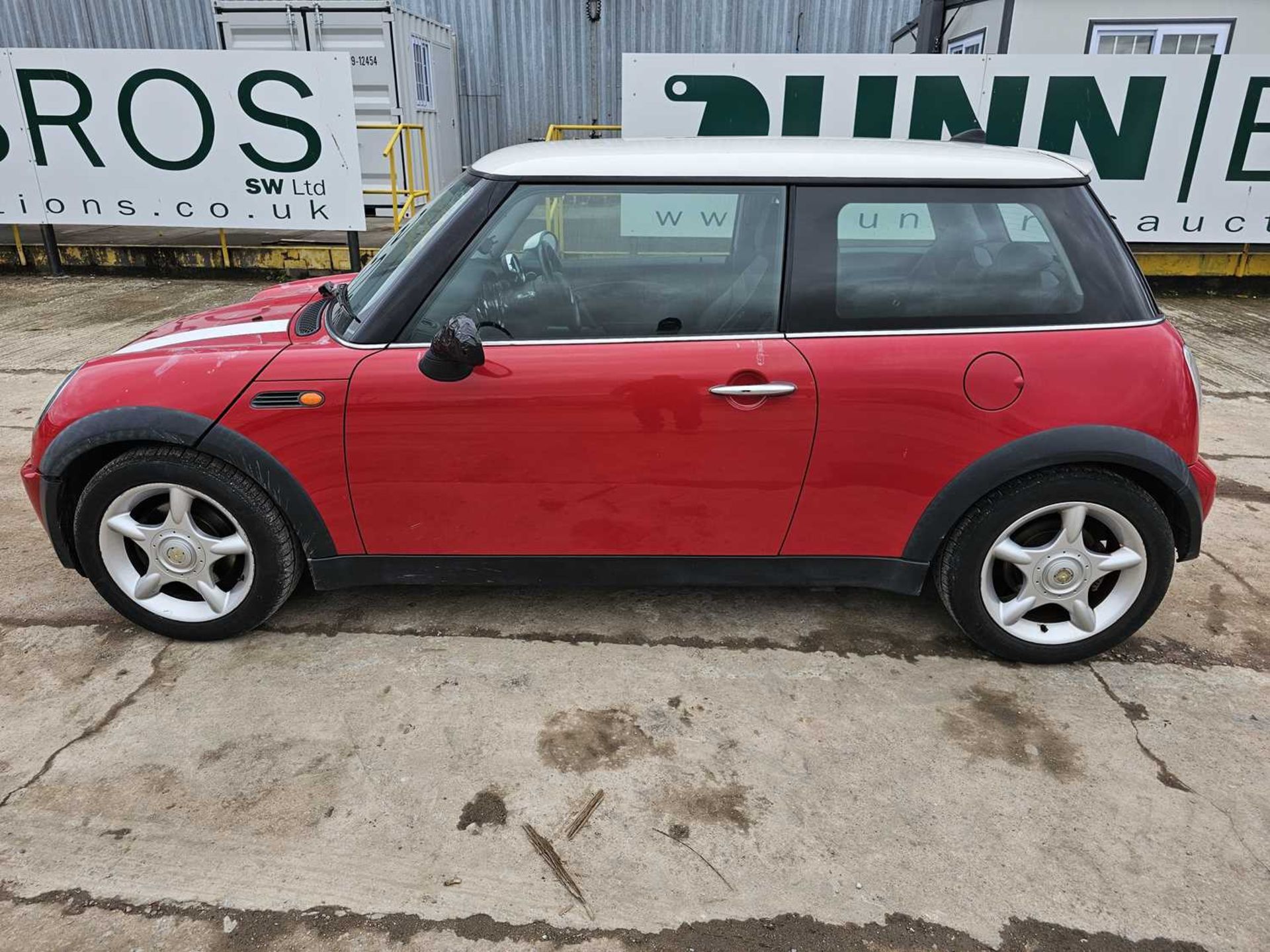 2005 Mini One, 5 Speed, Full Leather, A/C (Reg. Docs. Available) - Image 2 of 26