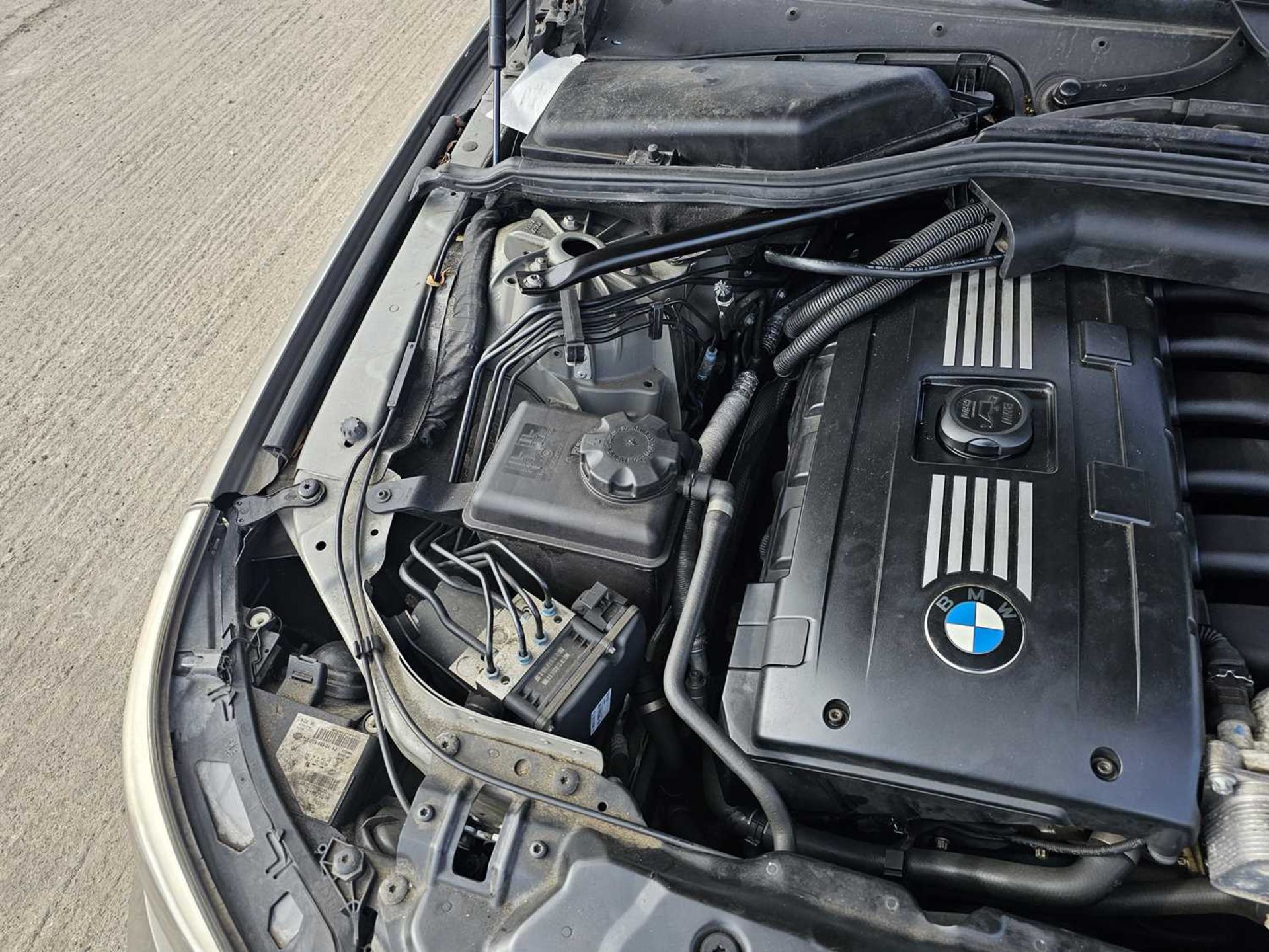 2009 BMW 525i Se, Auto, Sat Nav, Parking Sensors, Full Leather, Electric Seats,  Bluetooth, Cruise C - Image 13 of 28