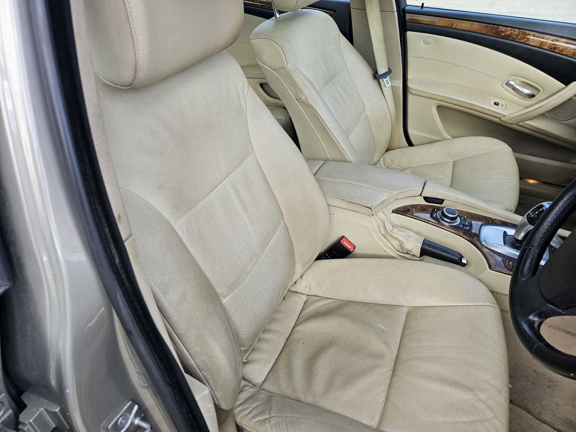 2009 BMW 525i Se, Auto, Sat Nav, Parking Sensors, Full Leather, Electric Seats,  Bluetooth, Cruise C - Image 24 of 28