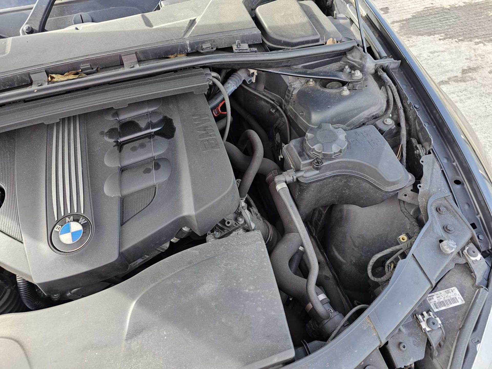 2011 BMW 320D, 6 Speed, Parking Sensors, Bluetooth, A/C (Reg. Docs. Available, Tested 01/25) - Bild 16 aus 28