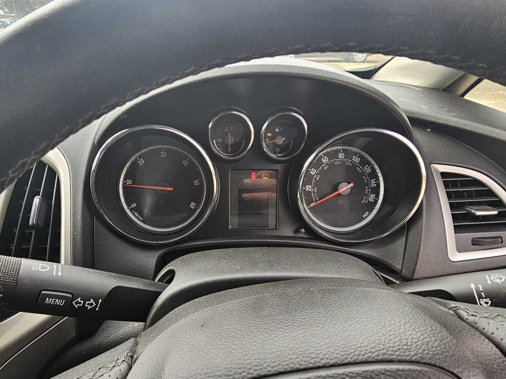 2011 Vauxhall Astra Exclusiv CDTi Ecoflex, 6 Speed, Bluetooth, Cruise Control, A/C (Reg. Docs. & Ser - Image 24 of 26