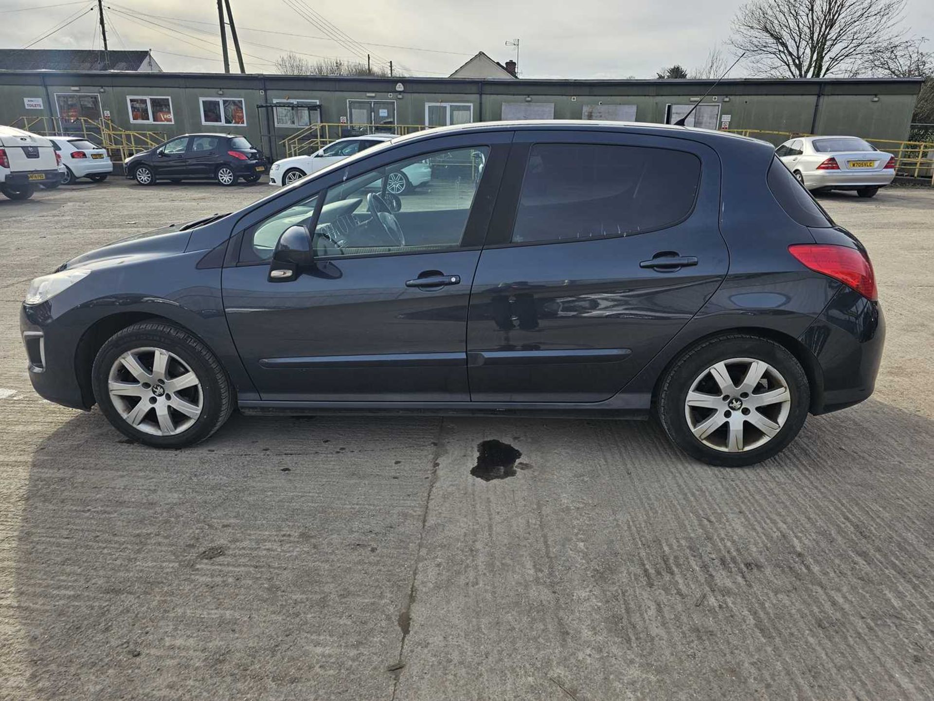 2012 Peugeot 308, 5 Speed, Bluetooth, Cruise Control, A/C (Reg. Docs. Available, Tested 09/24) - Image 6 of 28
