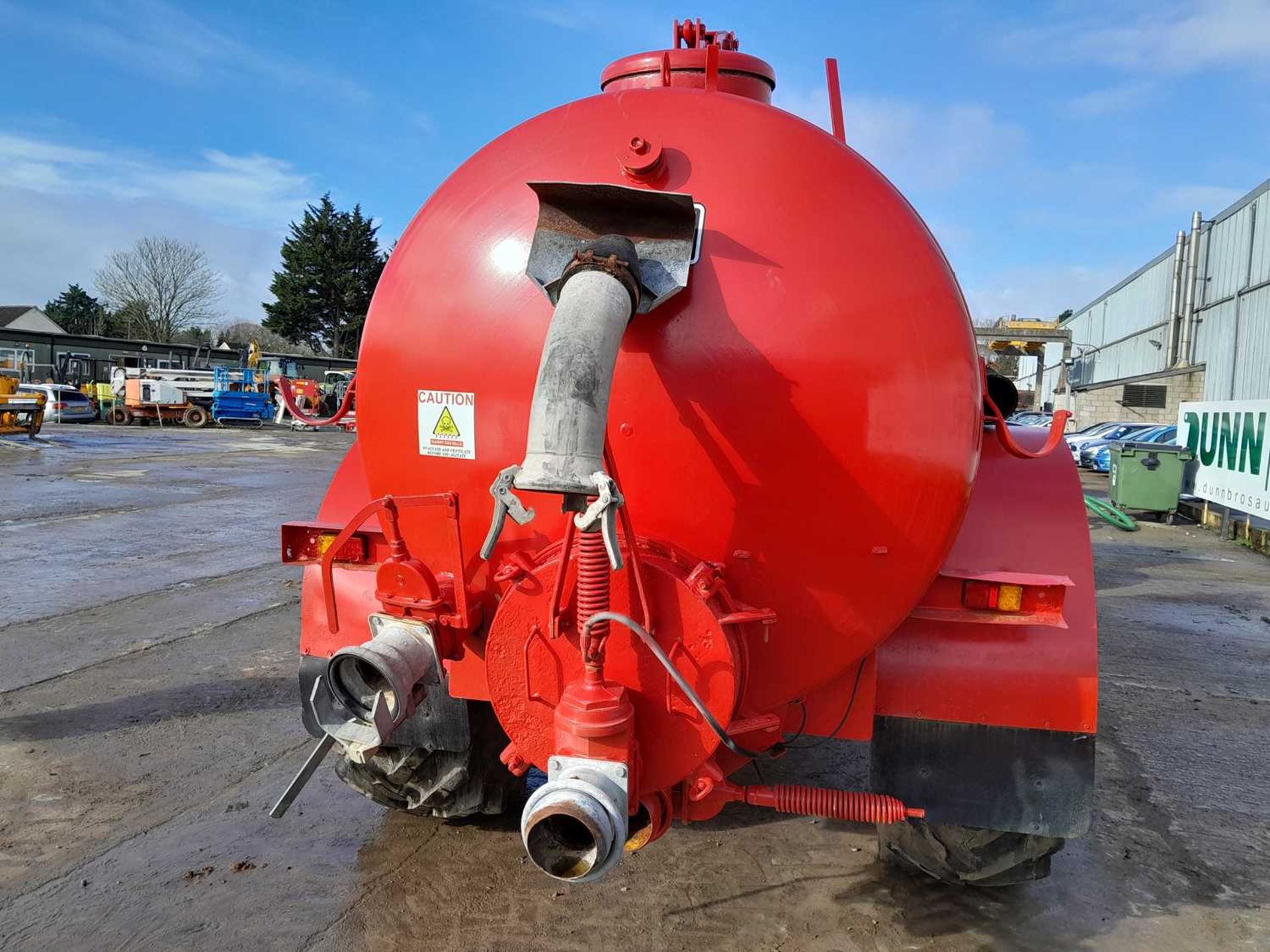 Hi Spec 2000 Gallon Single Axle PTO Driven Slurry Tanker, Sprung Draw Bar, Top Fill - Bild 4 aus 17