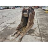 Geith 24" Digging Bucket 80mm Pin to suit 20 Ton Excavator
