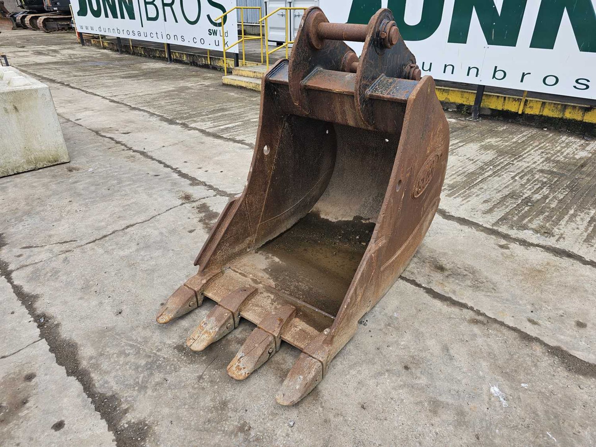 Geith 36" Digging Bucket 80mm Pin to suit 20 Ton Excavator
